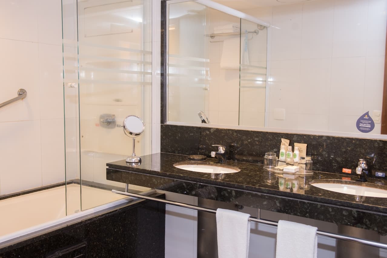 Guest room at the Wyndham Rio Barra in Rio de Janeiro, Other than US/Canada
