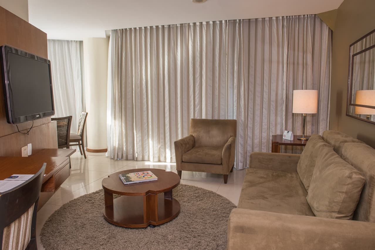 Guest room at the Wyndham Rio Barra in Rio de Janeiro, Other than US/Canada