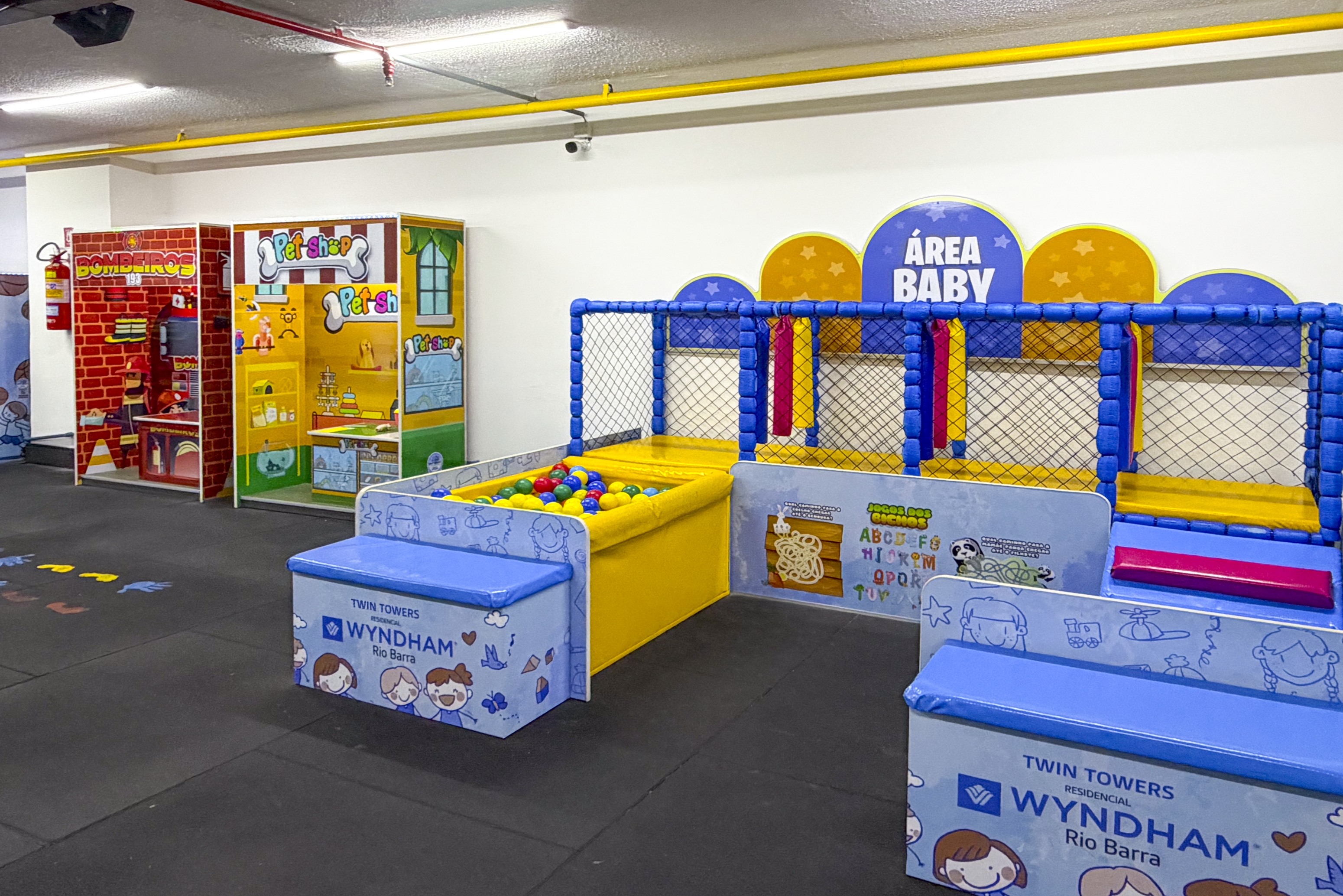 Kids Club at Wyndham Rio Barra in Rio de Janeiro, Other than US/Canada
