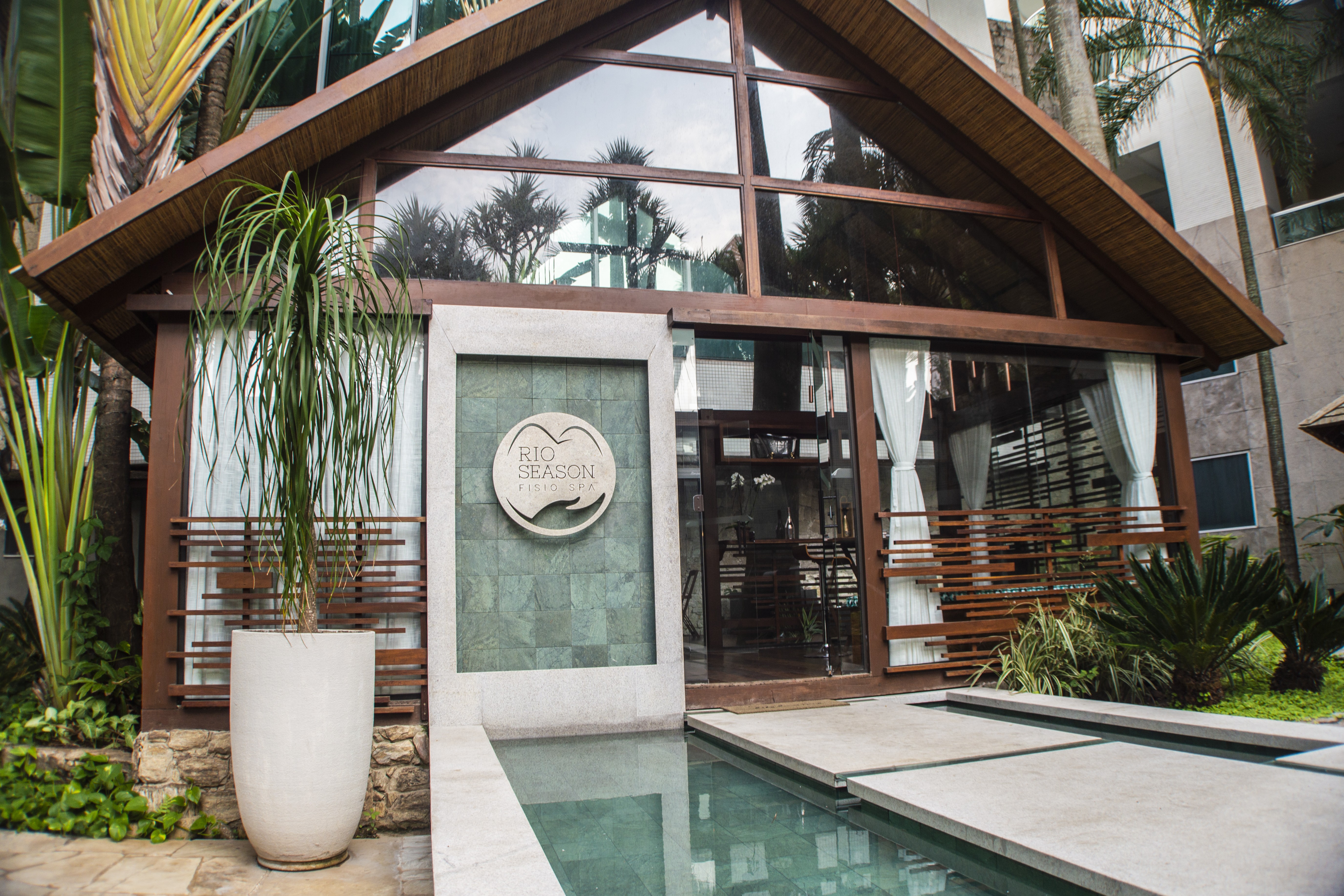 Health club at Wyndham Rio Barra in Rio de Janeiro, Other than US/Canada
