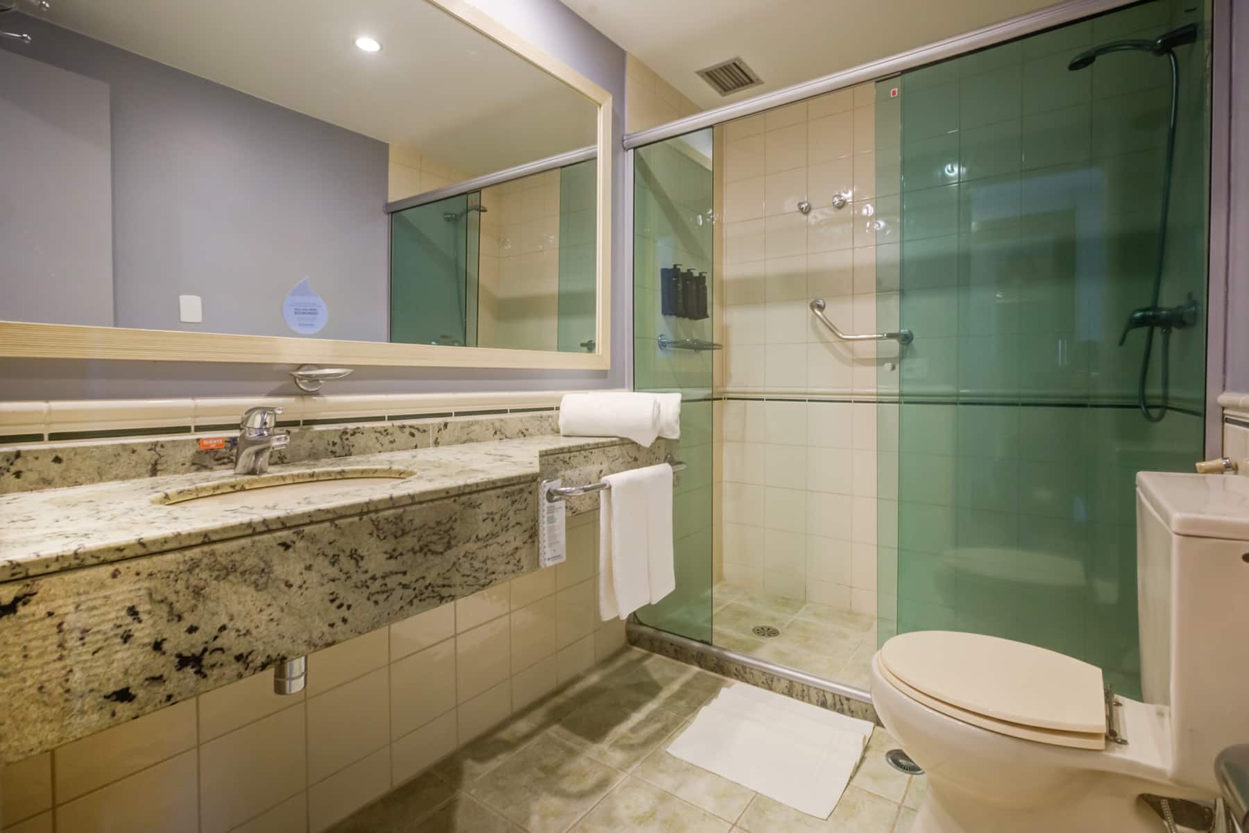 Guest room bath at the Wyndham Sao Paulo Berrini in Sao Paulo, Other than US/Canada