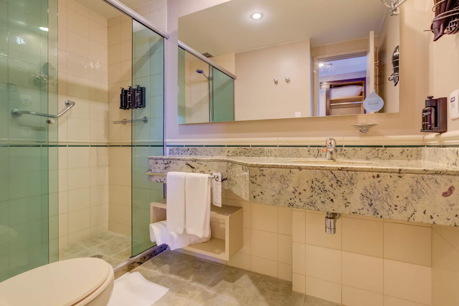 Guest room bath at the Wyndham Sao Paulo Berrini in Sao Paulo, Other than US/Canada