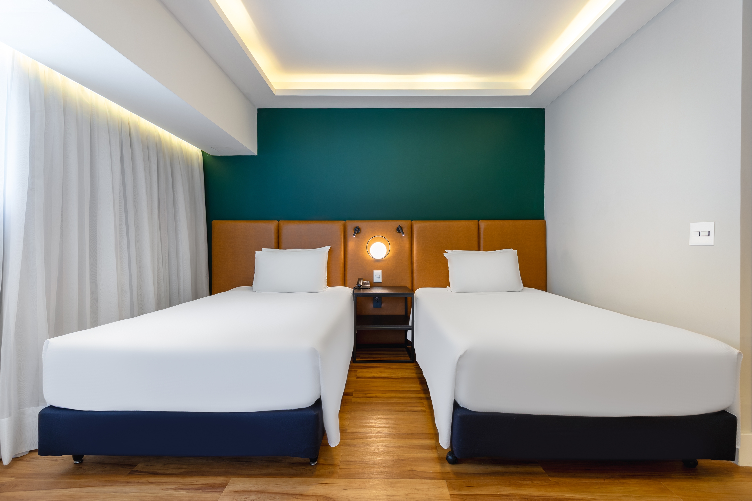 Guest room at the Wyndham Sao Paulo Berrini in Sao Paulo, Other than US/Canada