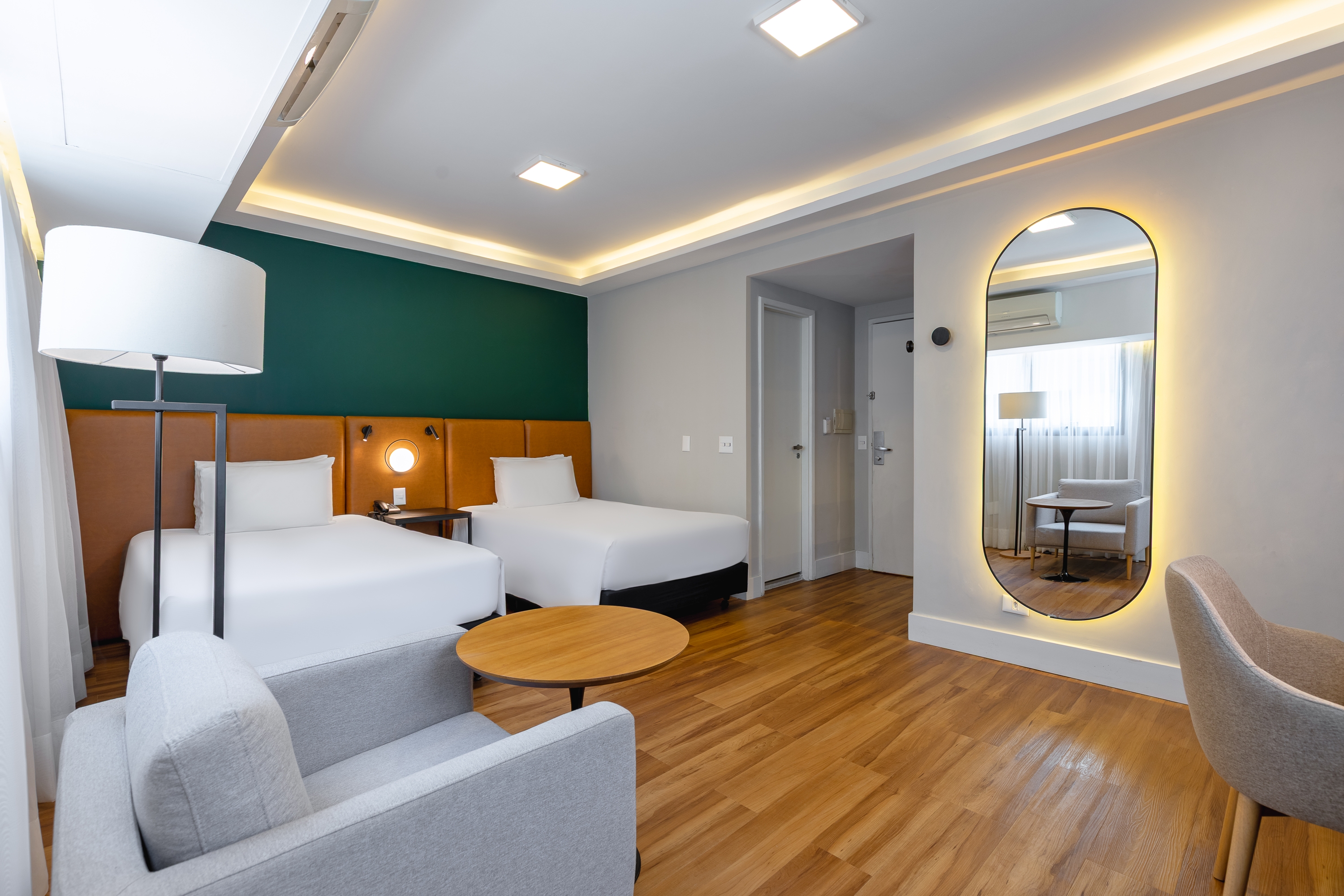 Guest room at the Wyndham Sao Paulo Berrini in Sao Paulo, Other than US/Canada