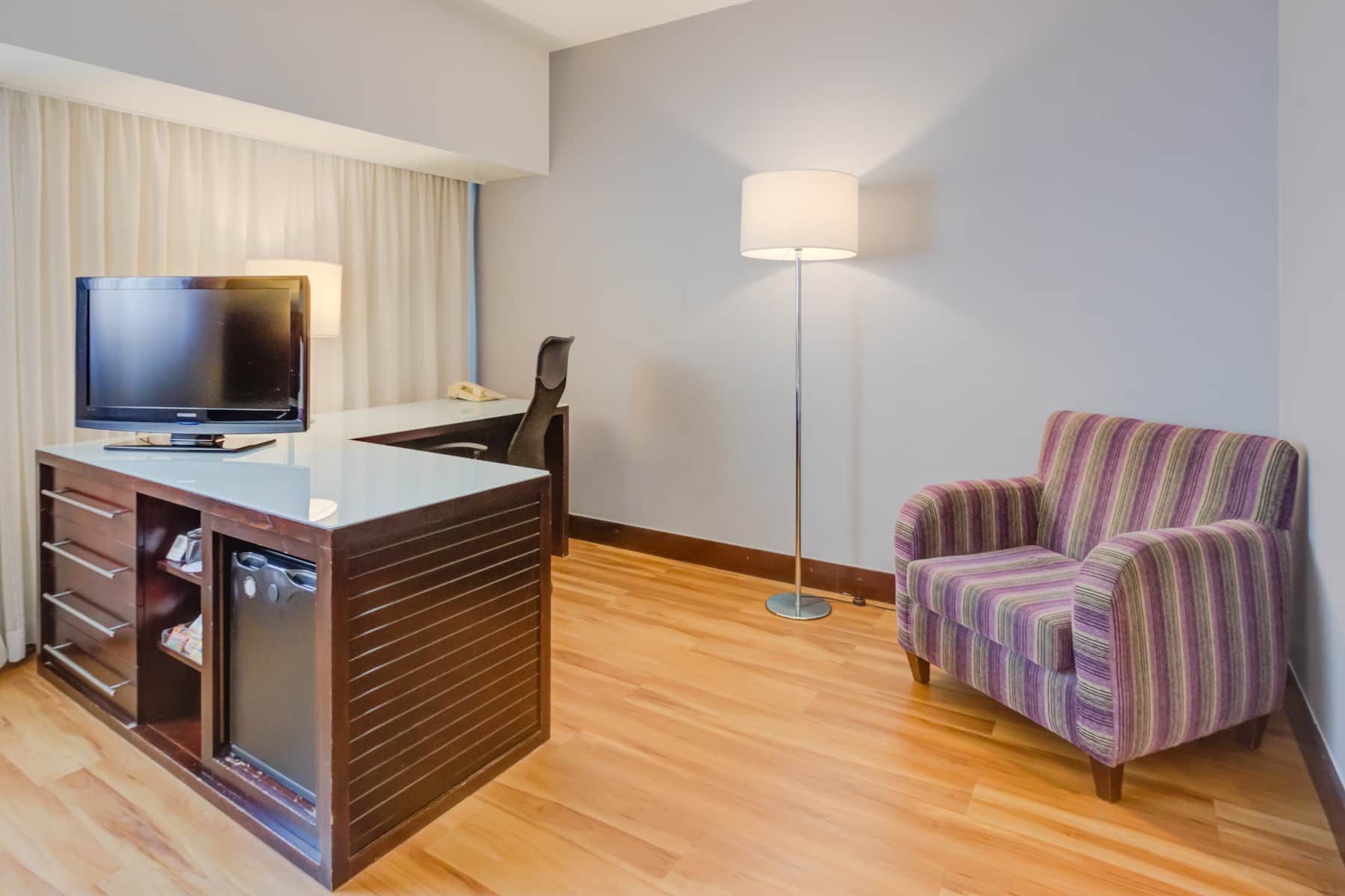 Guest room at the Wyndham Sao Paulo Berrini in Sao Paulo, Other than US/Canada