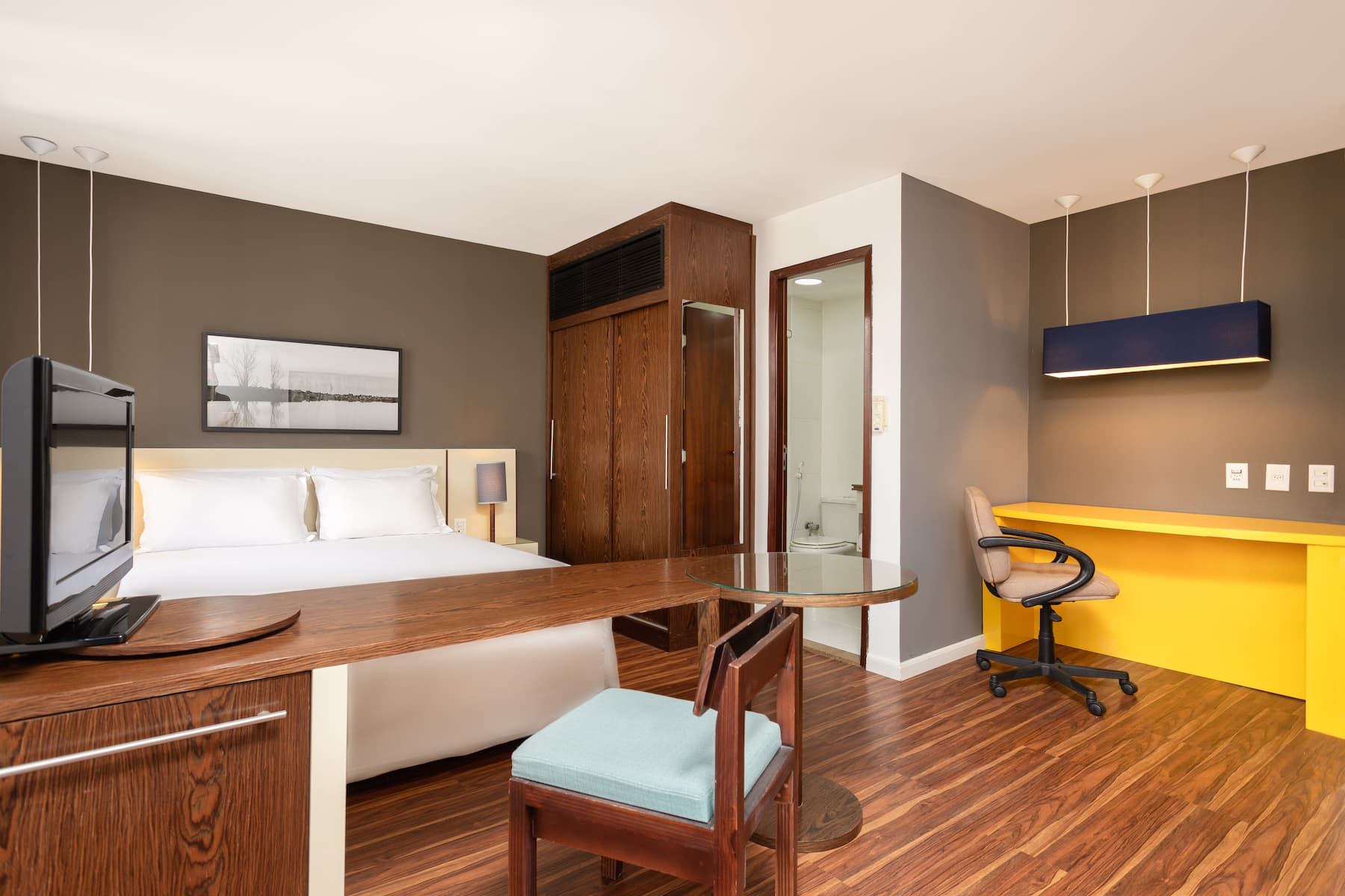 Guest room at the Wyndham Sao Paulo Paulista in Sao Paulo, Other than US/Canada