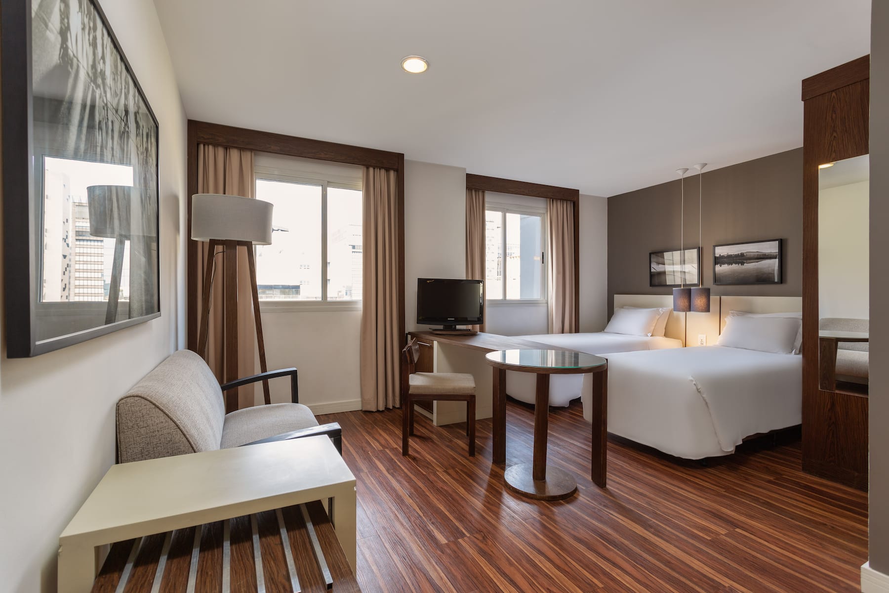 Guest room at the Wyndham Sao Paulo Paulista in Sao Paulo, Other than US/Canada