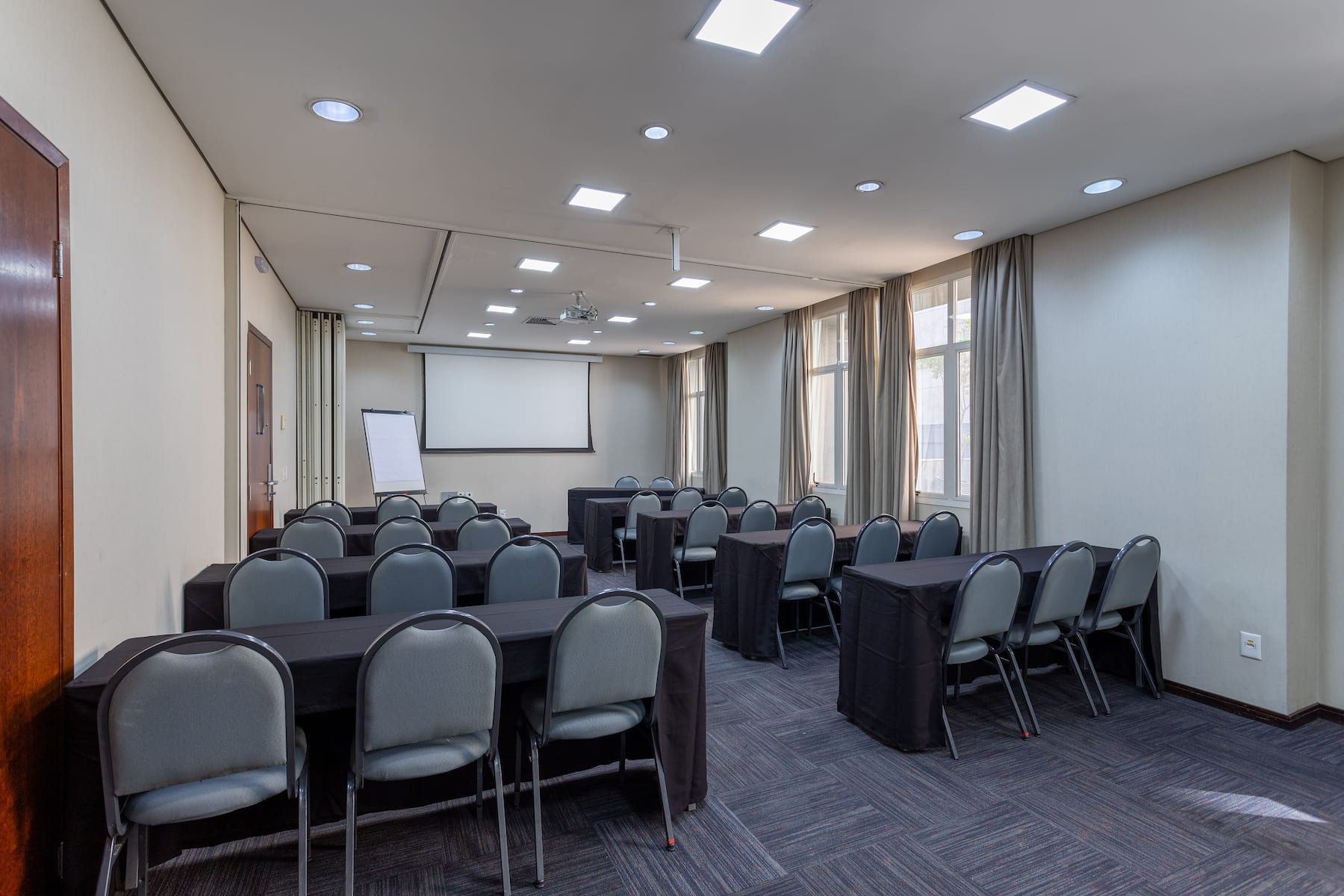 Meeting room at Wyndham Sao Paulo Paulista in Sao Paulo, Other than US/Canada