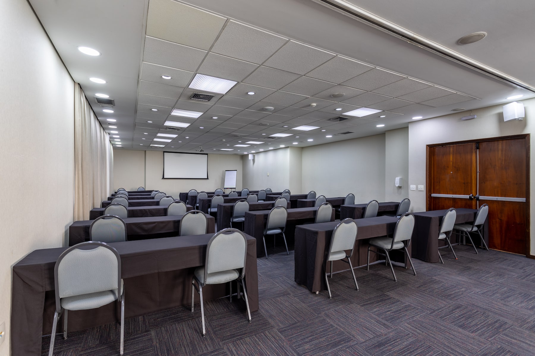 Meeting room at Wyndham Sao Paulo Paulista in Sao Paulo, Other than US/Canada