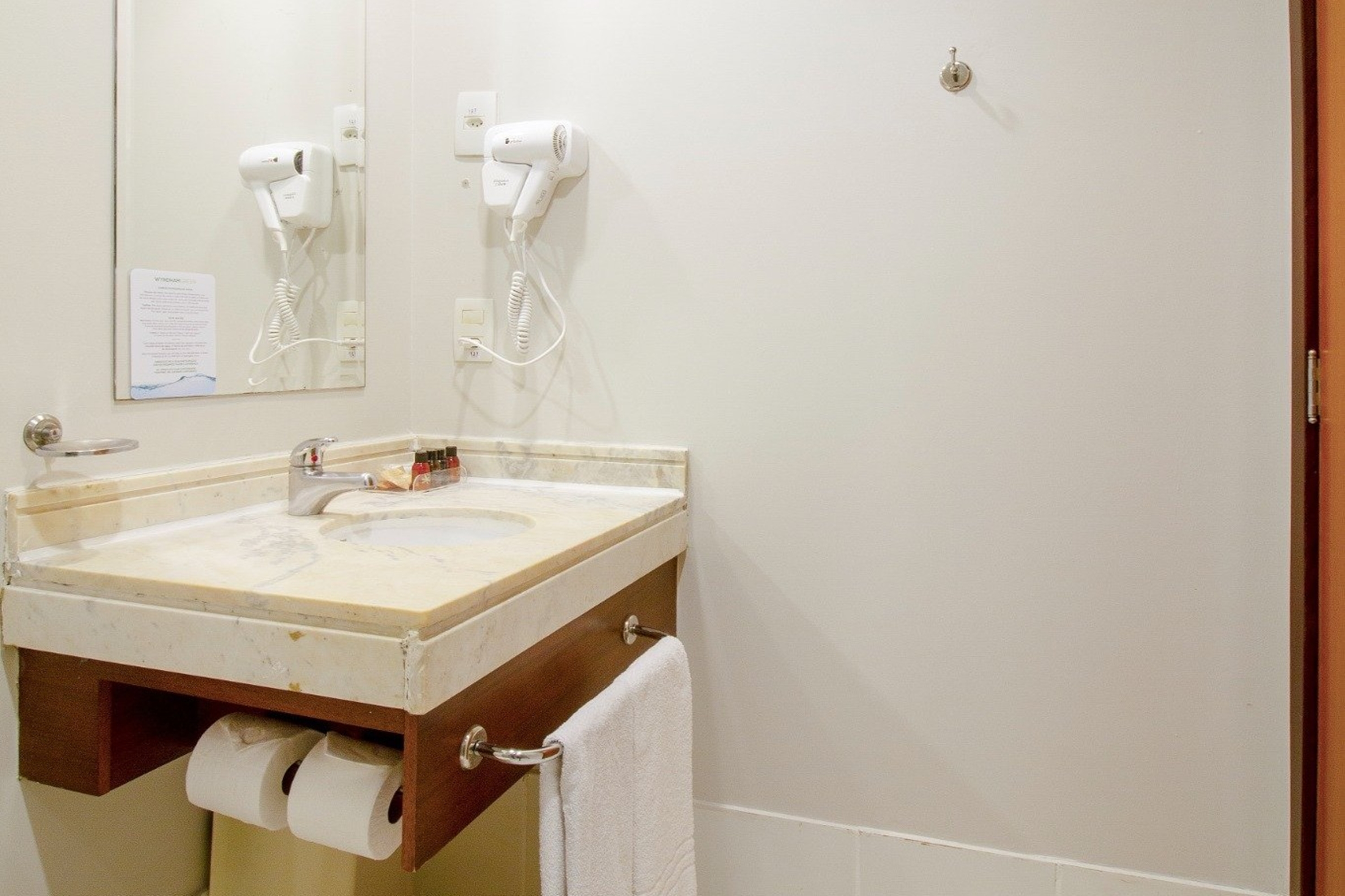 Guest room bath at the Wyndham Sao Paulo Ibirapuera Convention Plaza Hotel in Sao Paulo, Other than US/Canada
