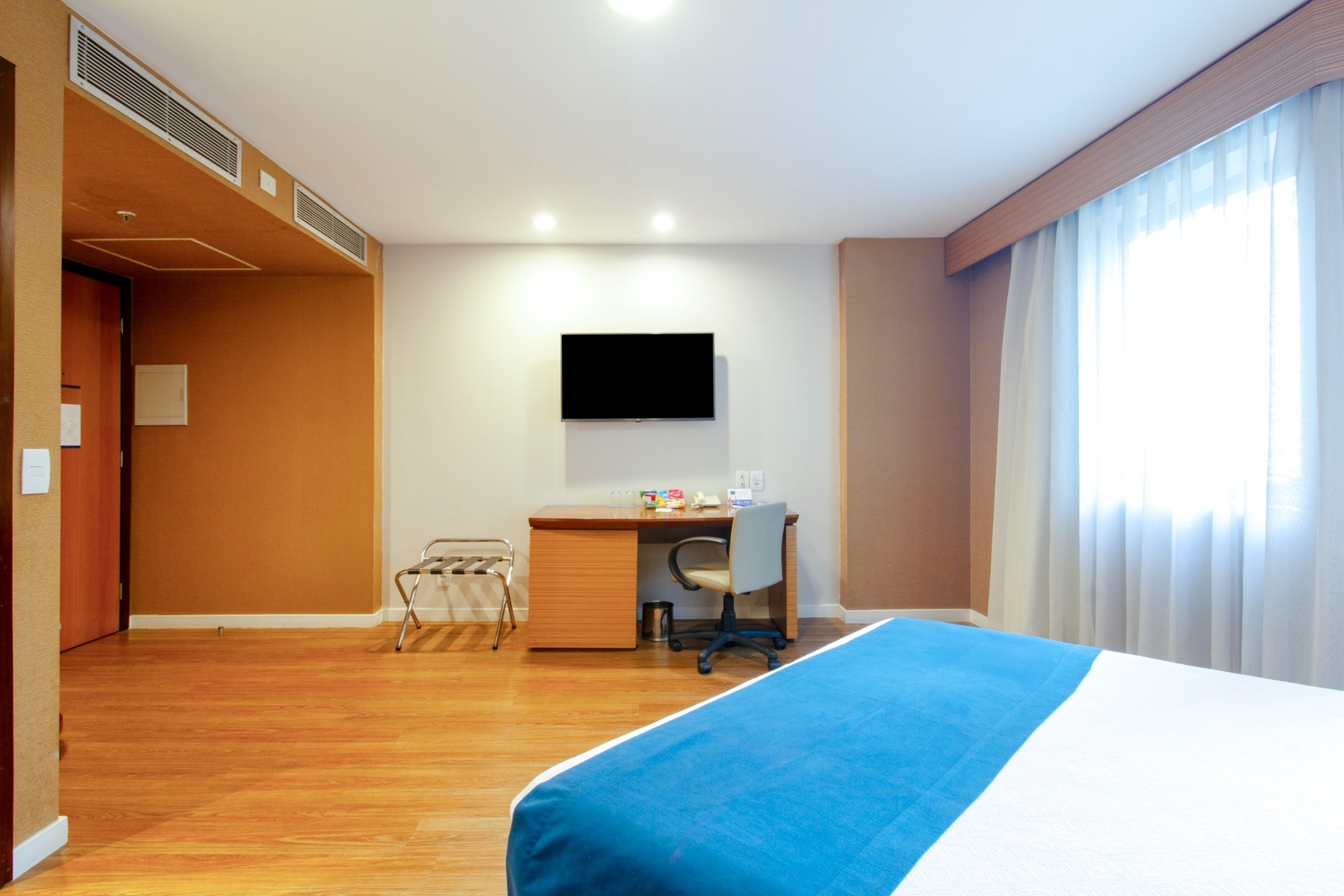 Guest room at the Wyndham Sao Paulo Ibirapuera Convention Plaza Hotel in Sao Paulo, Other than US/Canada