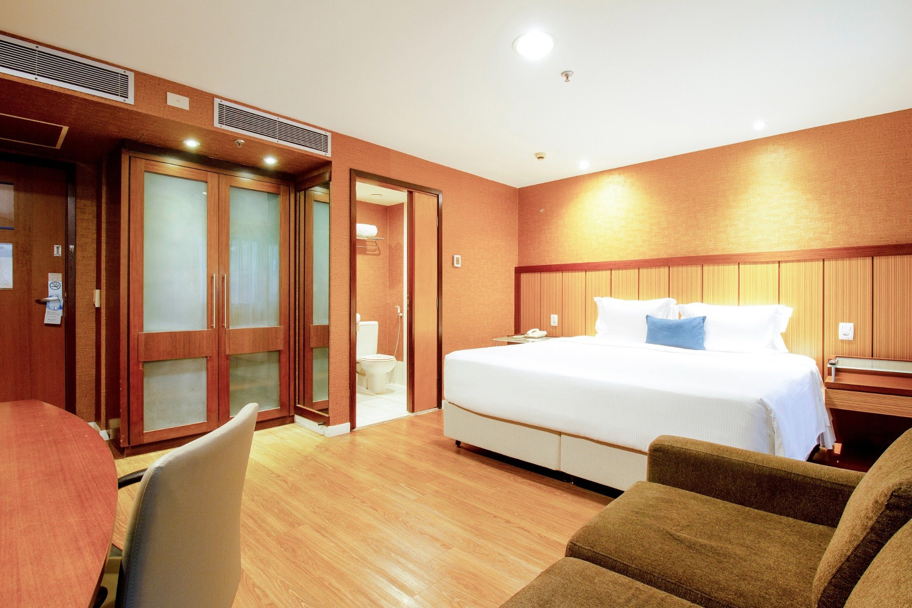 Guest room at the Wyndham Sao Paulo Ibirapuera Convention Plaza Hotel in Sao Paulo, Other than US/Canada