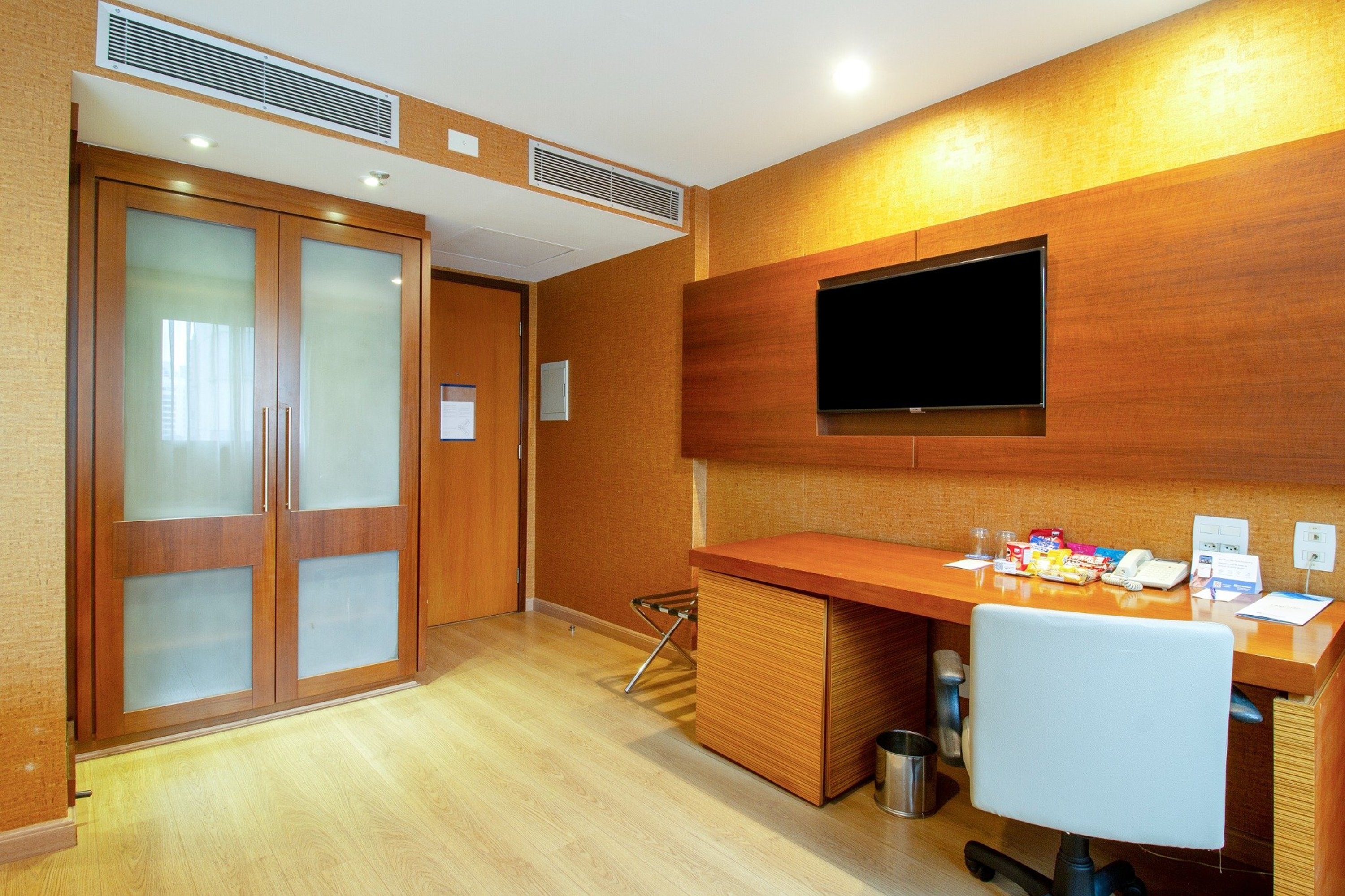 Guest room at the Wyndham Sao Paulo Ibirapuera Convention Plaza Hotel in Sao Paulo, Other than US/Canada