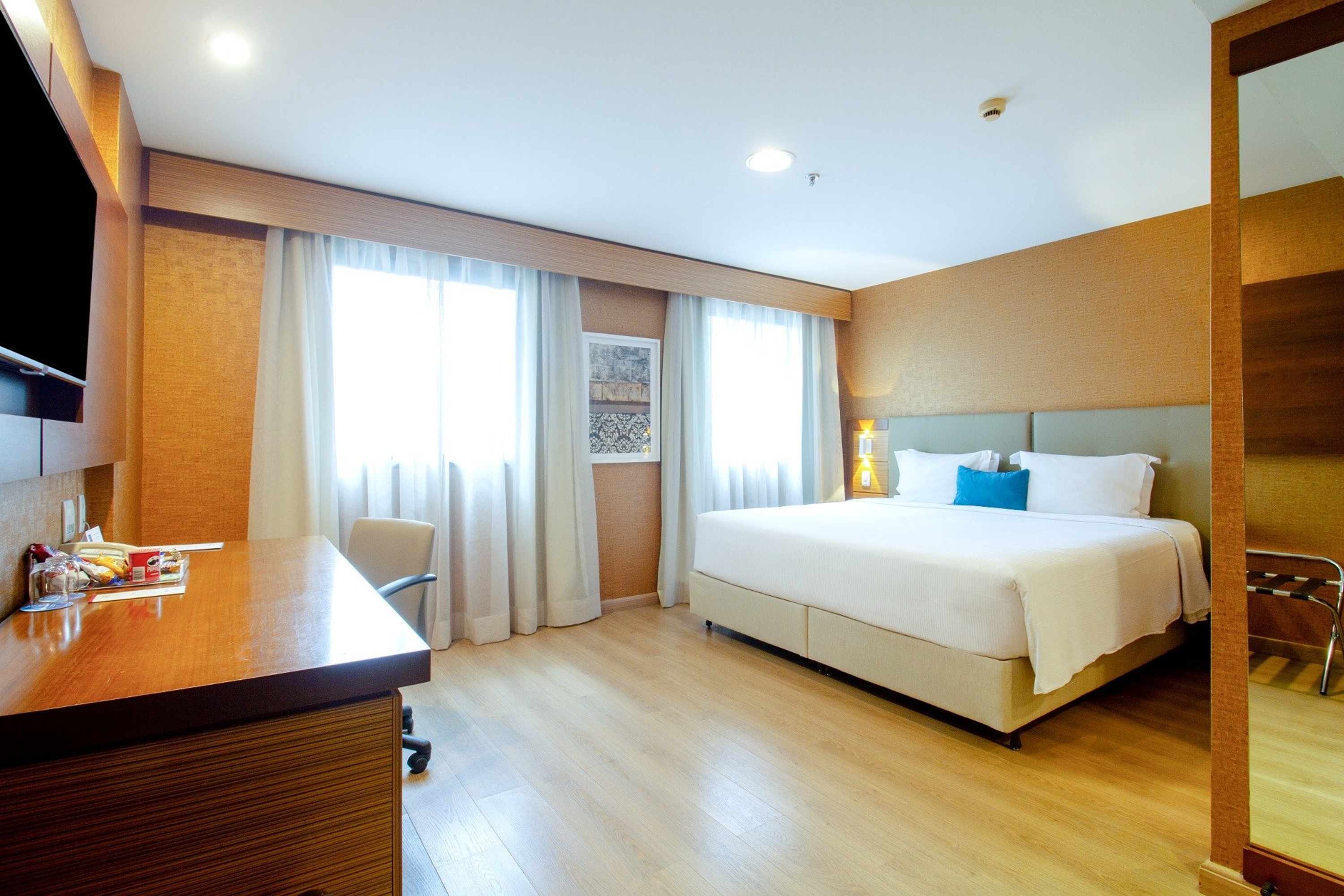 Guest room at the Wyndham Sao Paulo Ibirapuera Convention Plaza Hotel in Sao Paulo, Other than US/Canada