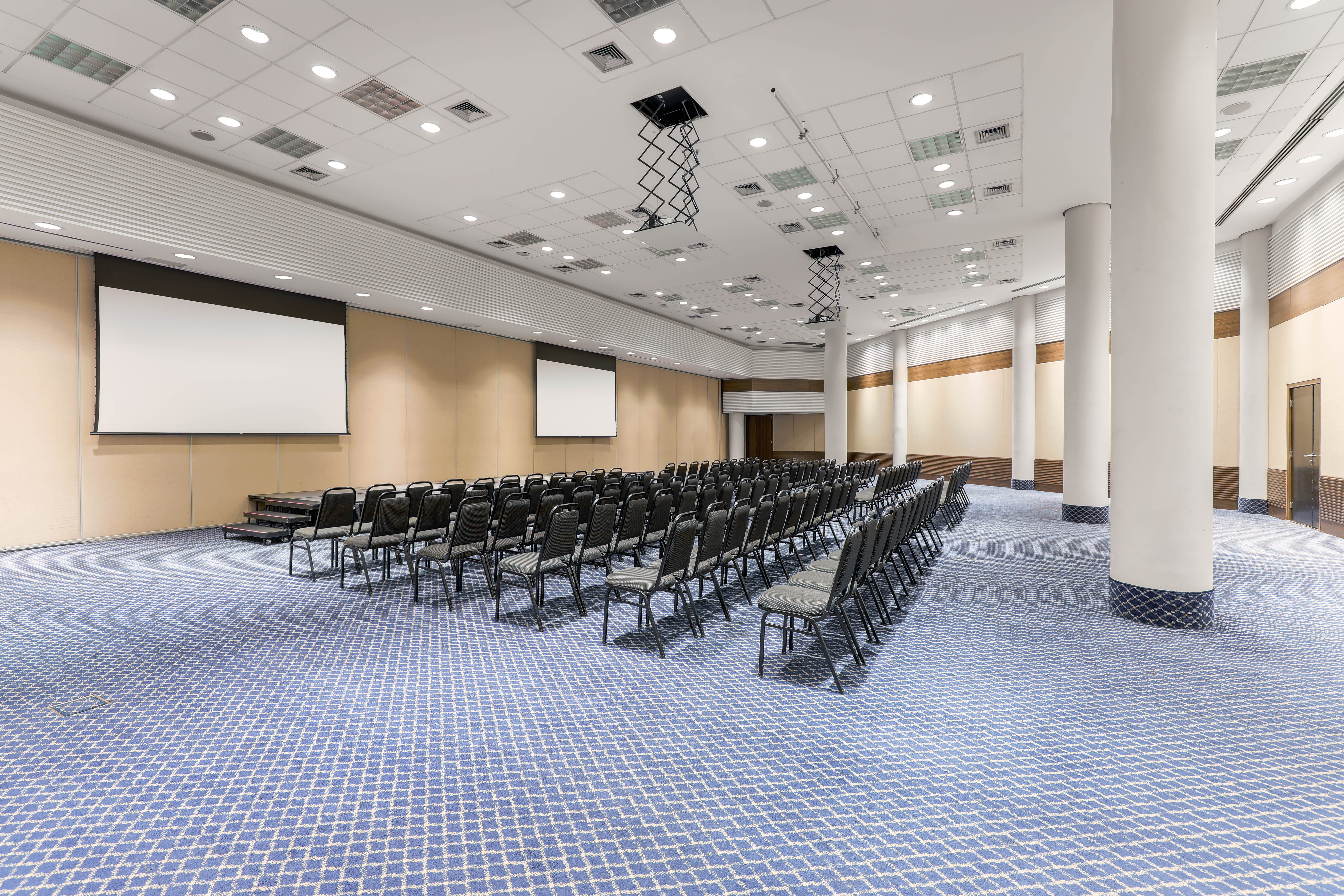 Meeting room at Wyndham Sao Paulo Ibirapuera Convention Plaza Hotel in Sao Paulo, Other than US/Canada