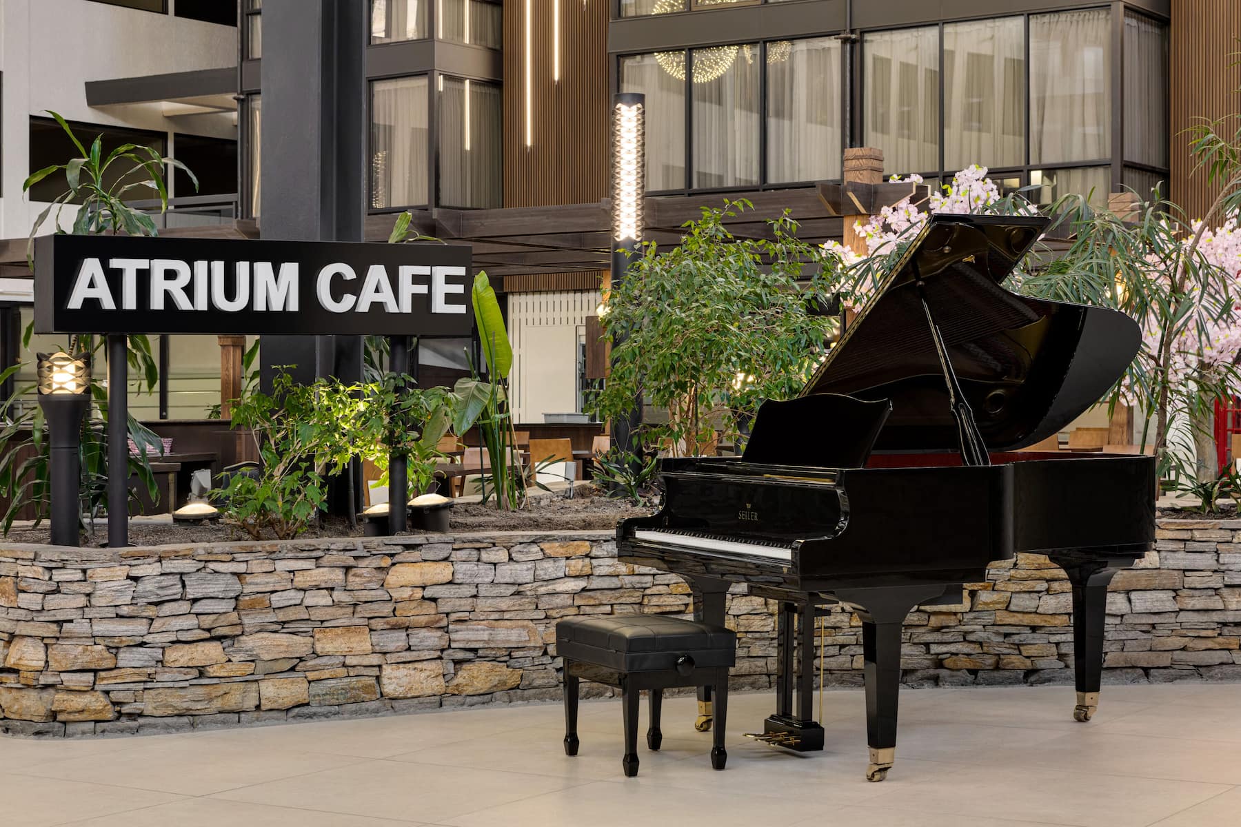 Wyndham Edmonton Hotel and Conference Centre cafe in Edmonton, Alberta