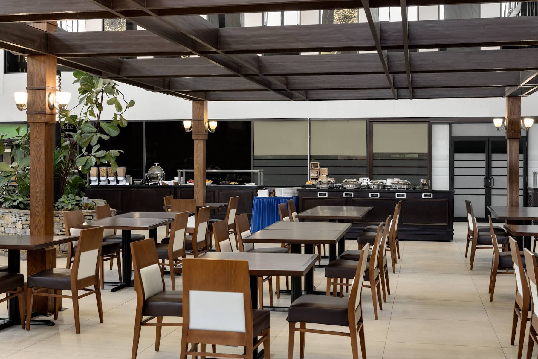 Wyndham Edmonton Hotel and Conference Centre restaurant in Edmonton, Alberta