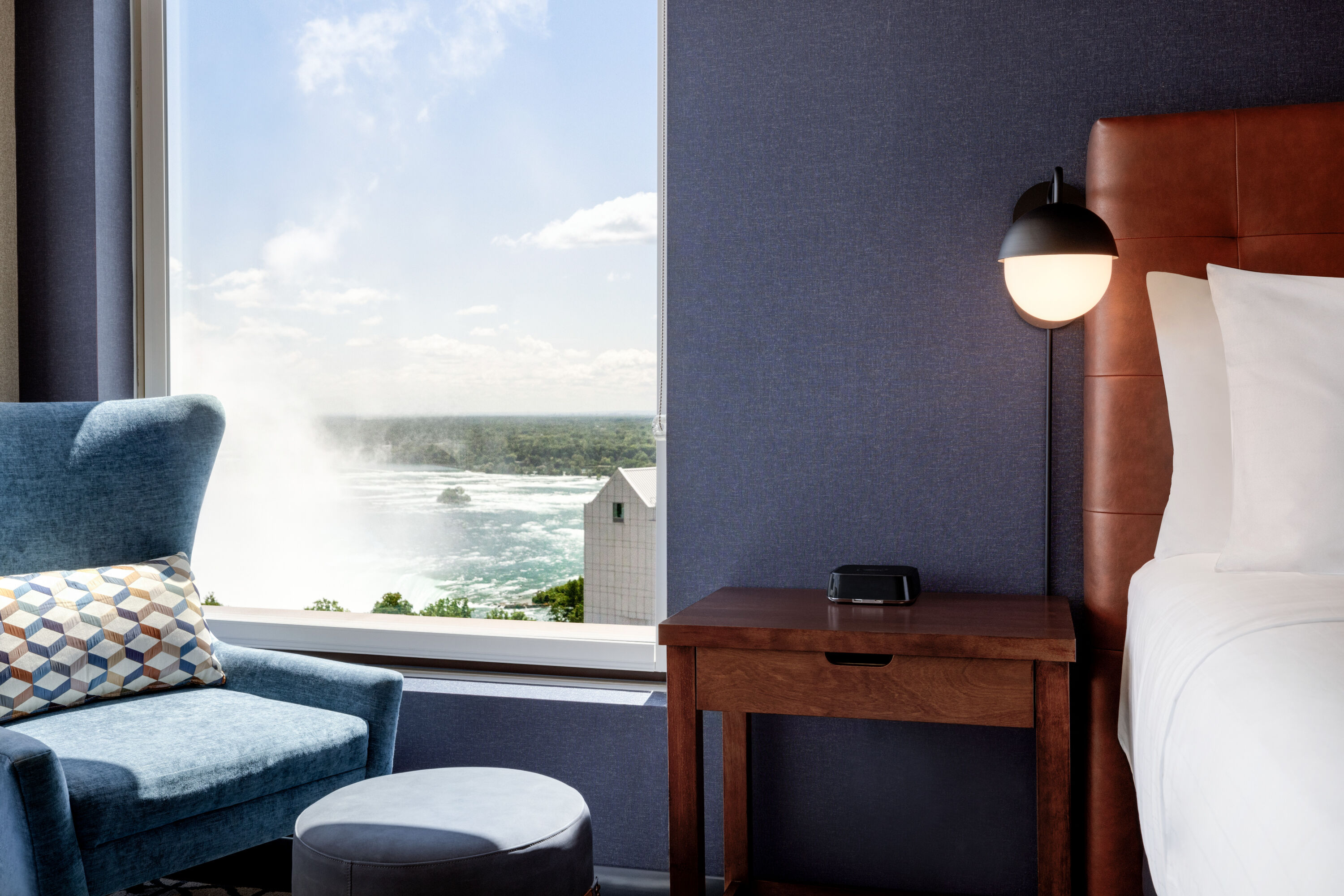 Wyndham Fallsview Hotel suite in Niagara Falls, Ontario