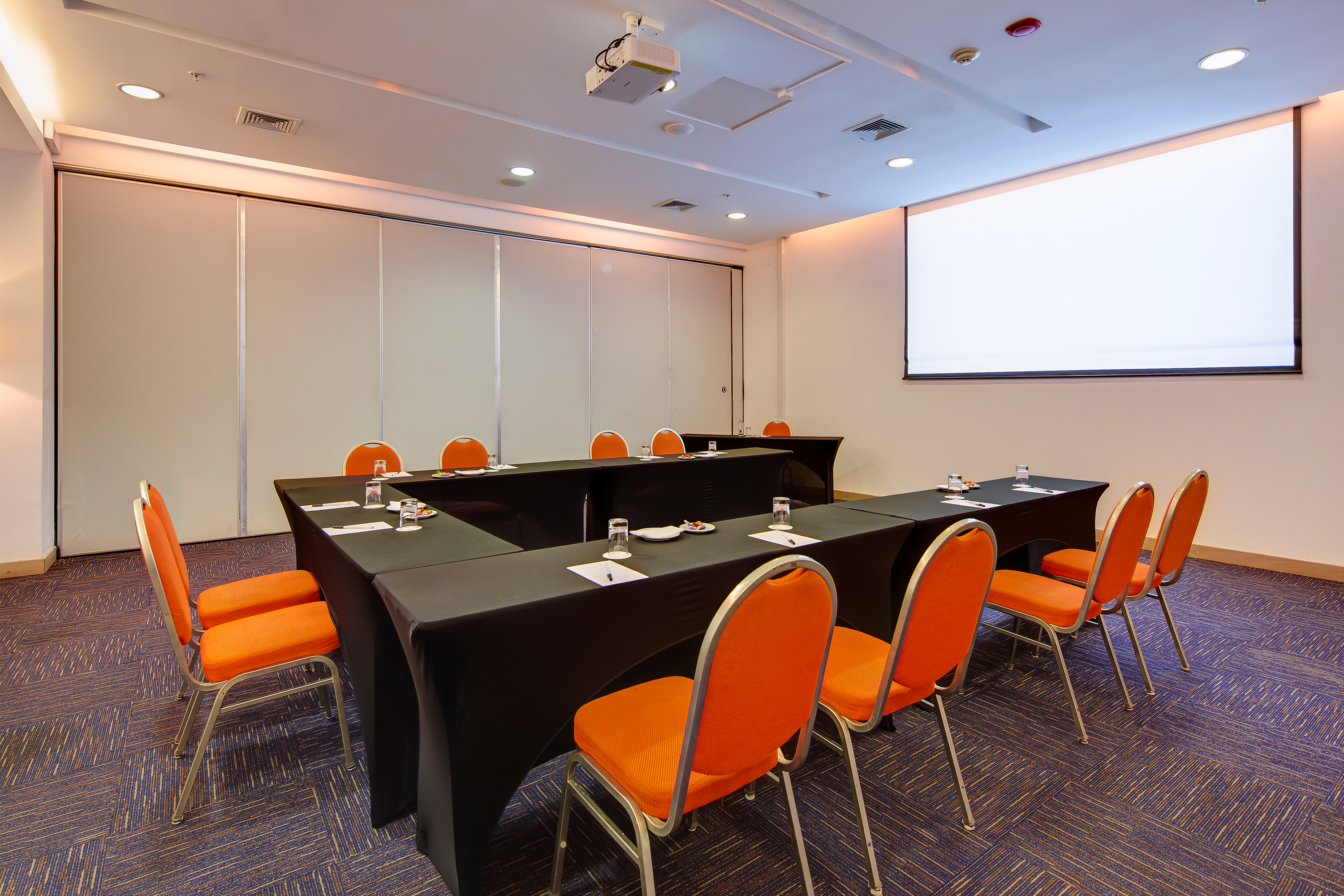 Meeting room at Wyndham Concepcion Pettra in Concepcion, Other than US/Canada