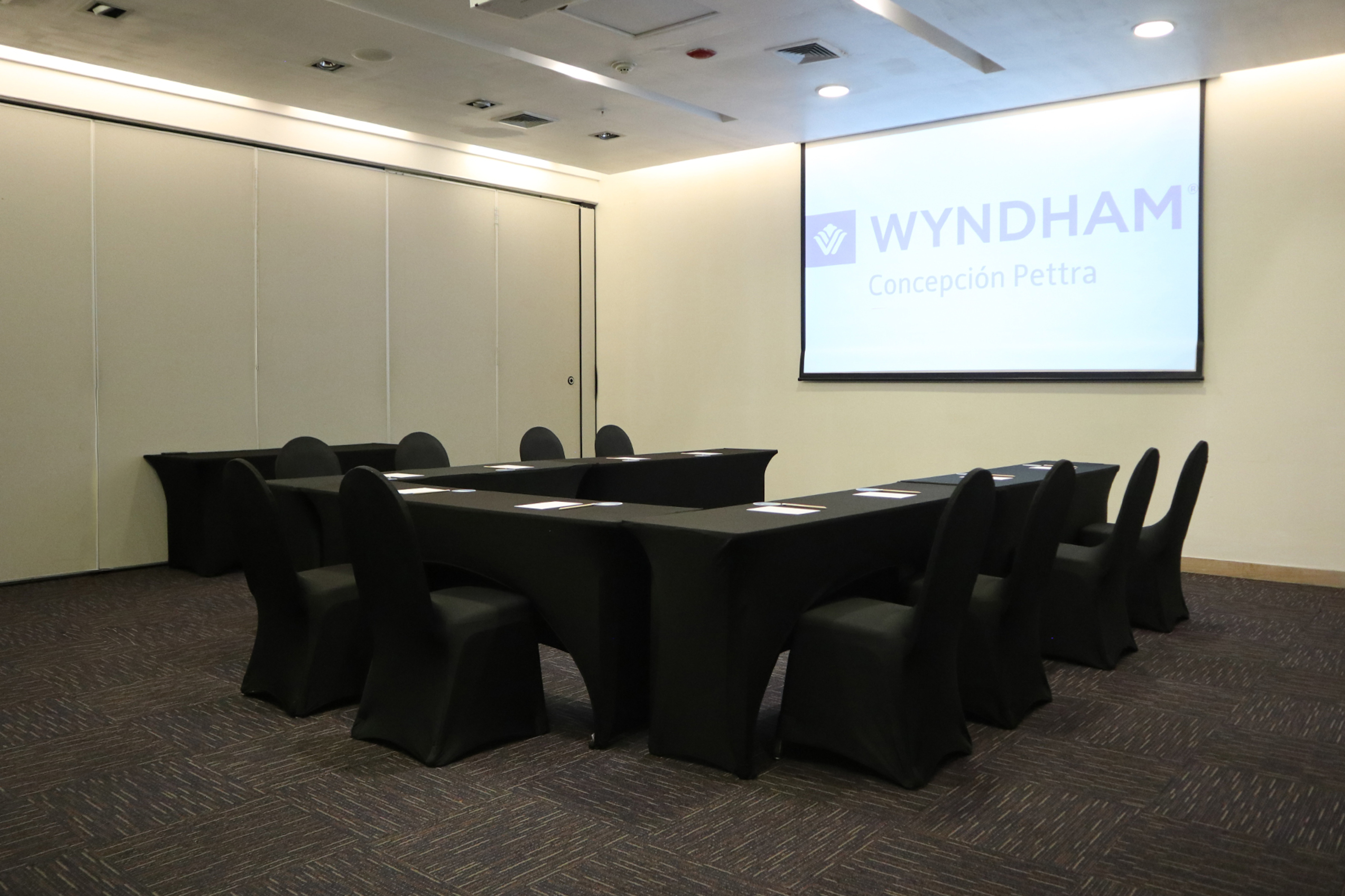 Meeting room at Wyndham Concepcion Pettra in Concepcion, Other than US/Canada