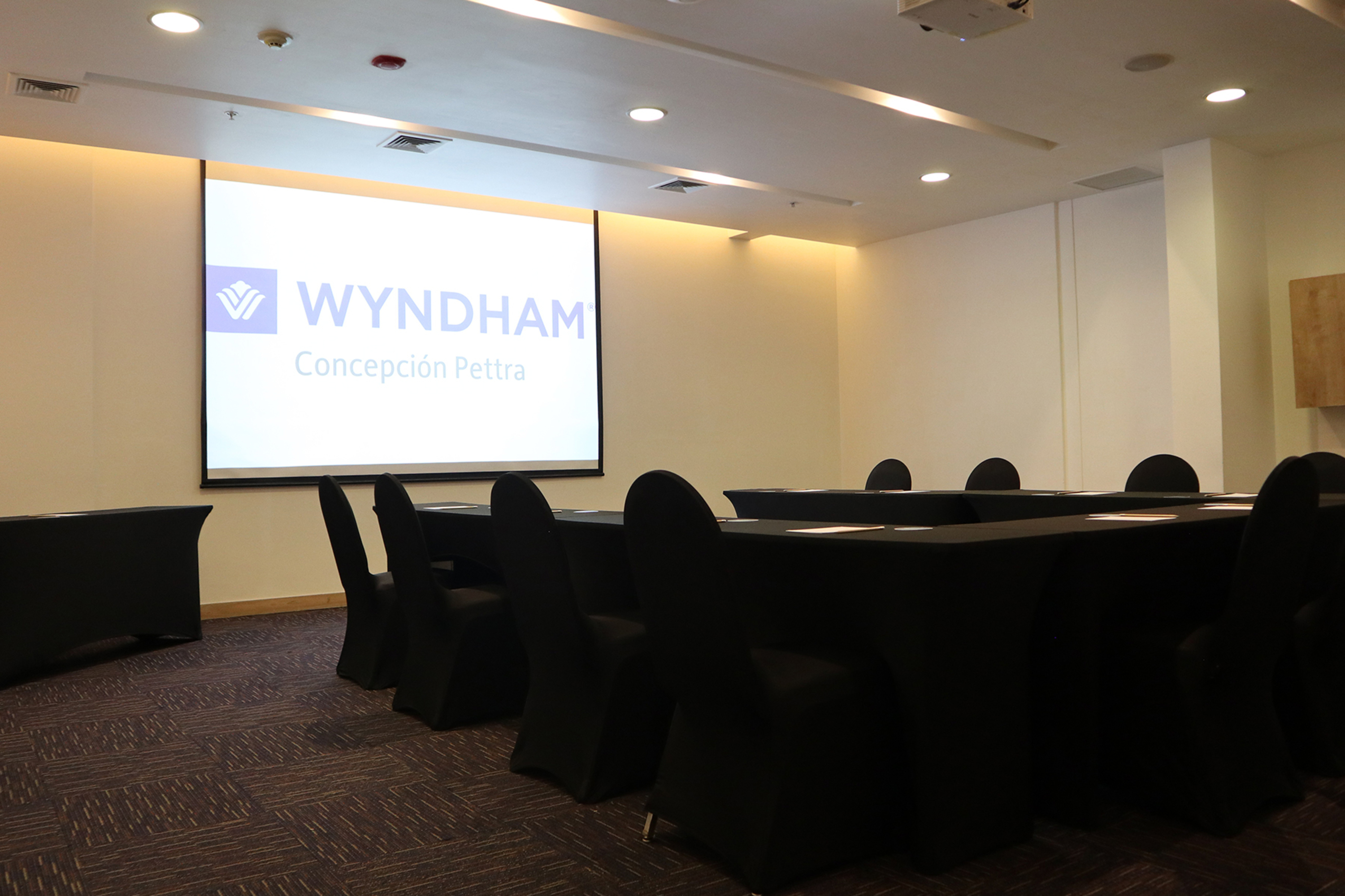 Meeting room at Wyndham Concepcion Pettra in Concepcion, Other than US/Canada