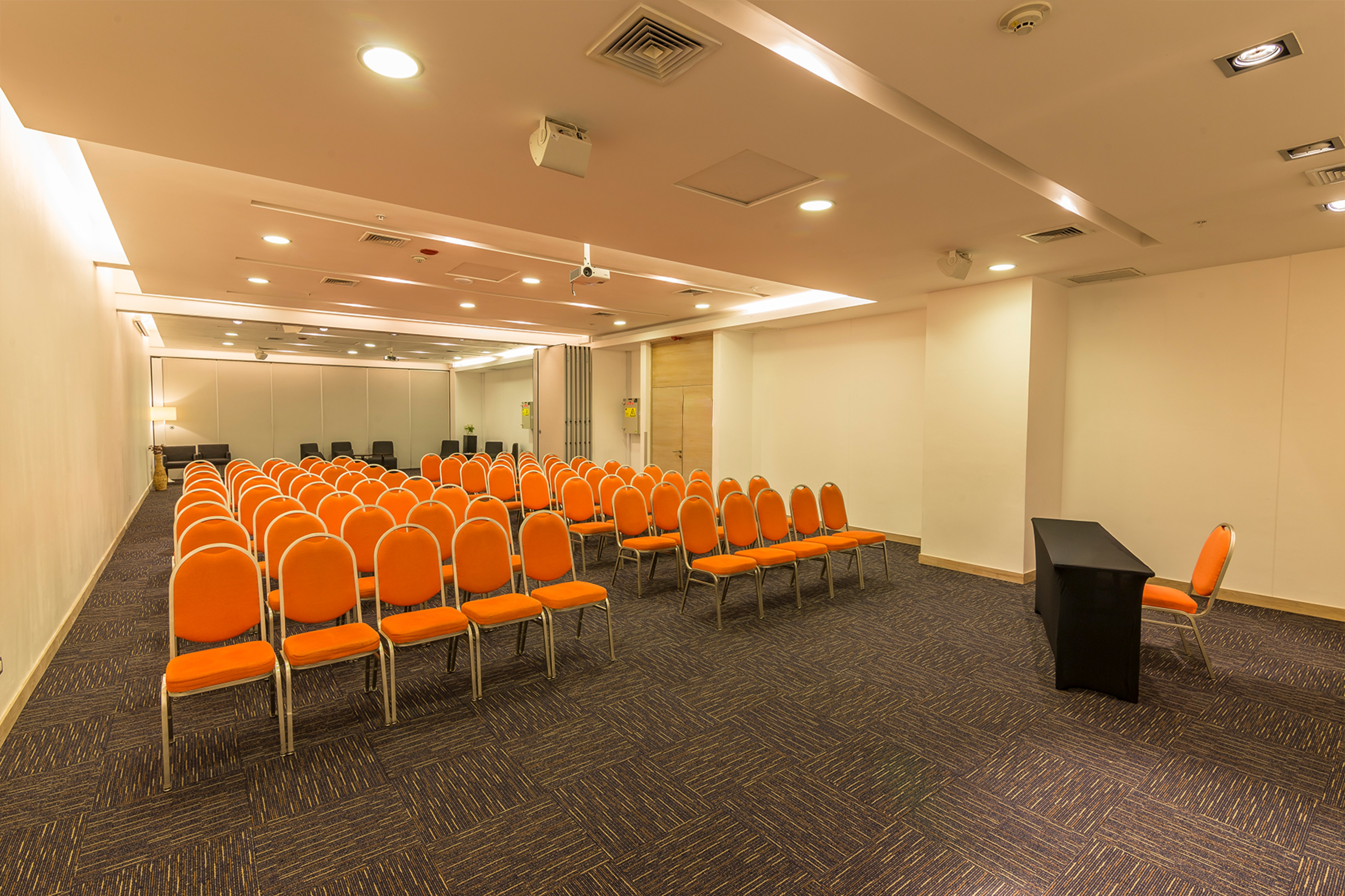 Meeting room at Wyndham Concepcion Pettra in Concepcion, Other than US/Canada