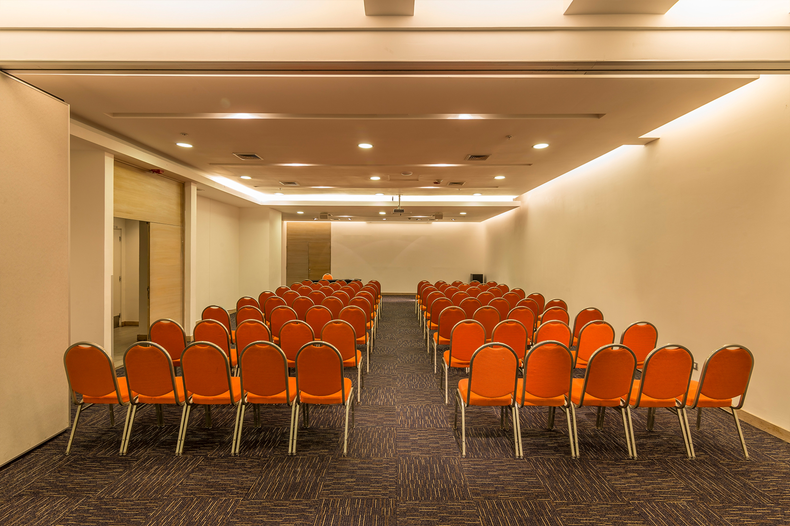 Meeting room at Wyndham Concepcion Pettra in Concepcion, Other than US/Canada