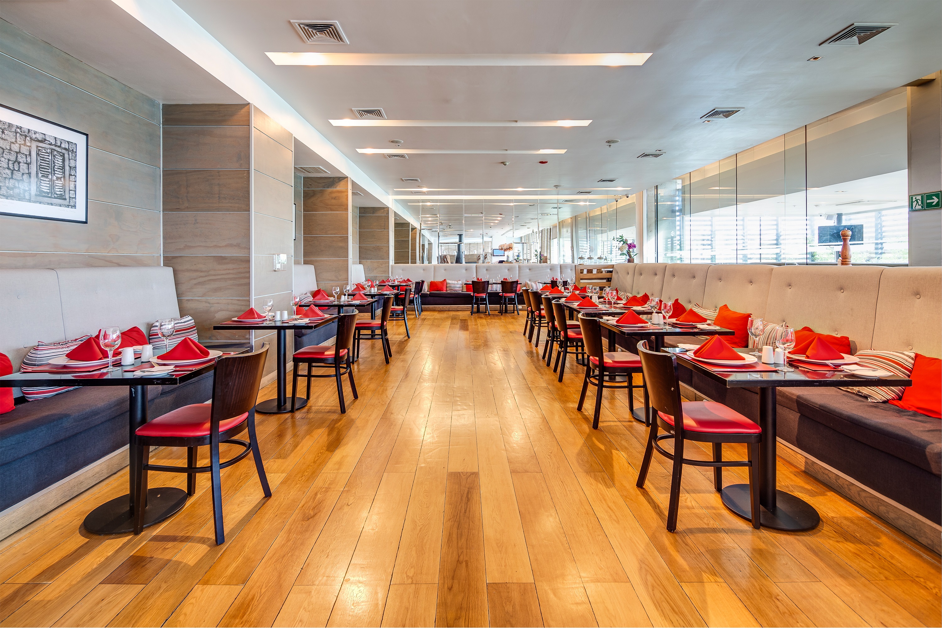 Wyndham Concepcion Pettra restaurant in Concepcion, Other than US/Canada