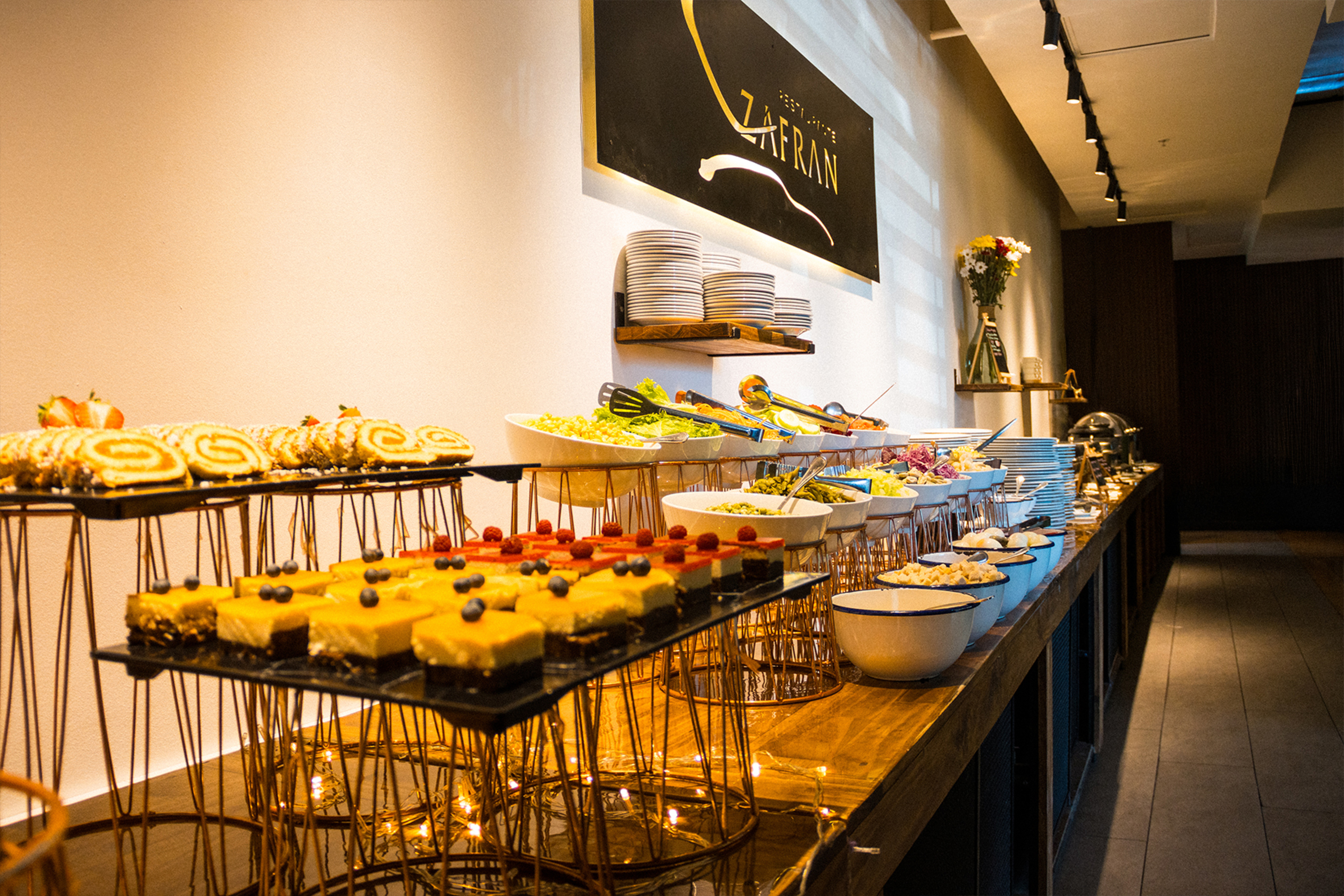 Wyndham Concepcion Pettra restaurant in Concepcion, Other than US/Canada