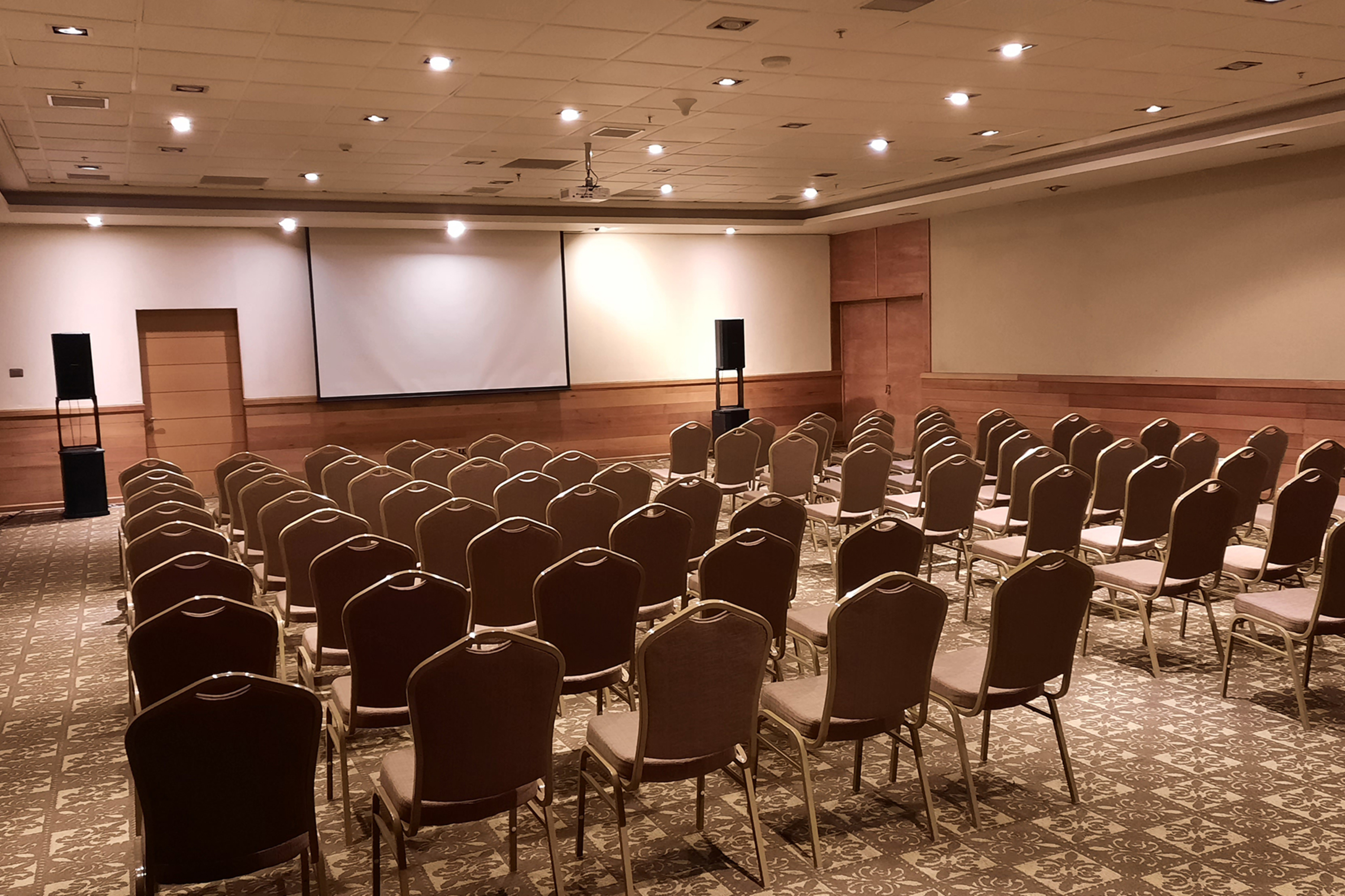 Meeting room at Wyndham Puerto Varas Pettra in Puerto Varas, Other than US/Canada