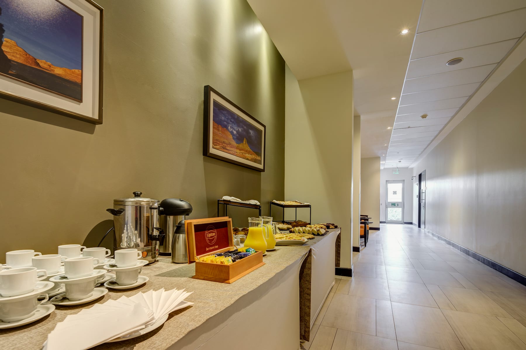 Meeting room at Wyndham Santiago Aeropuerto in Santiago, Other than US/Canada