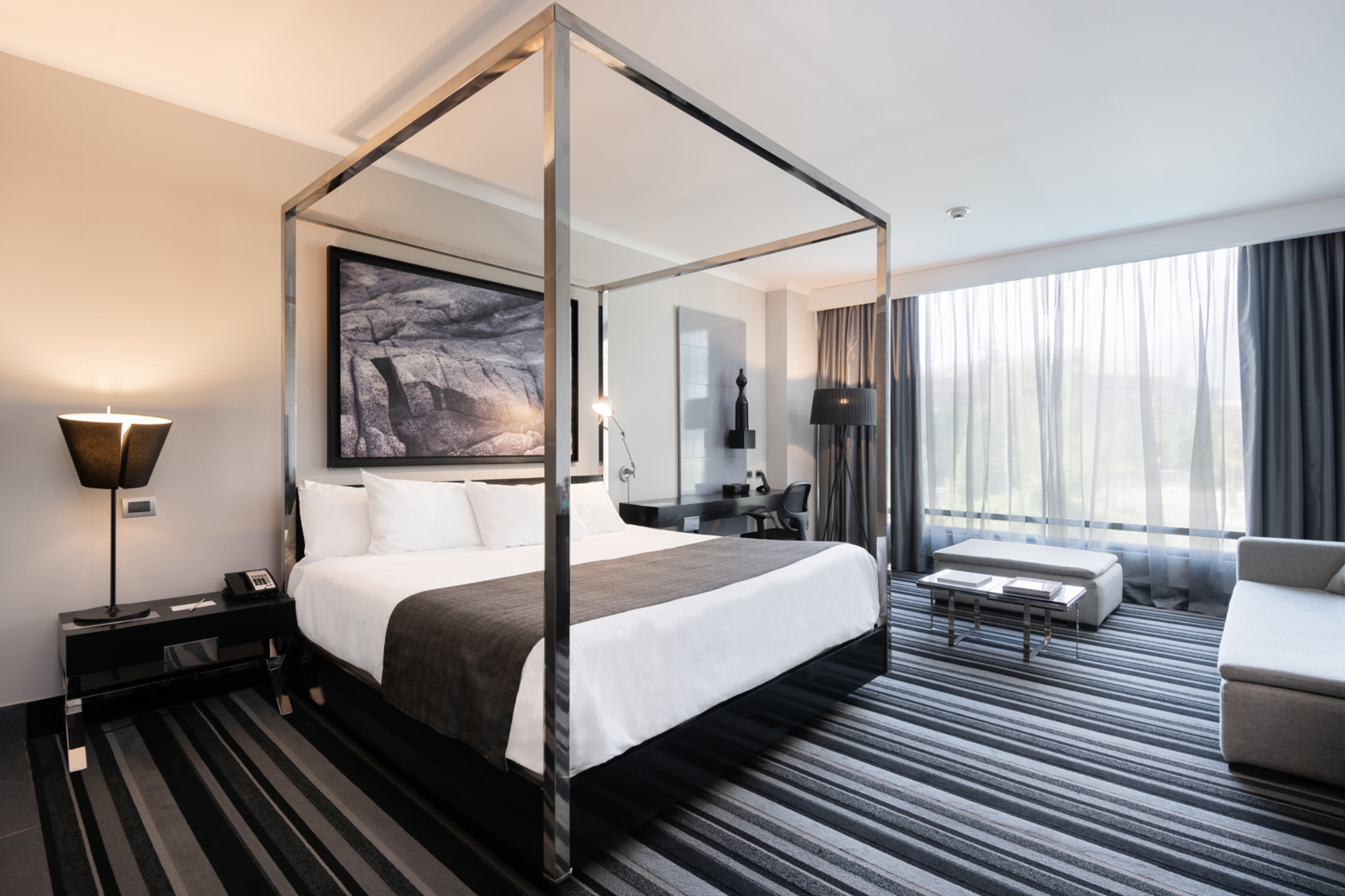 Guest room at the Wyndham Santiago Pettra in Santiago, Other than US/Canada