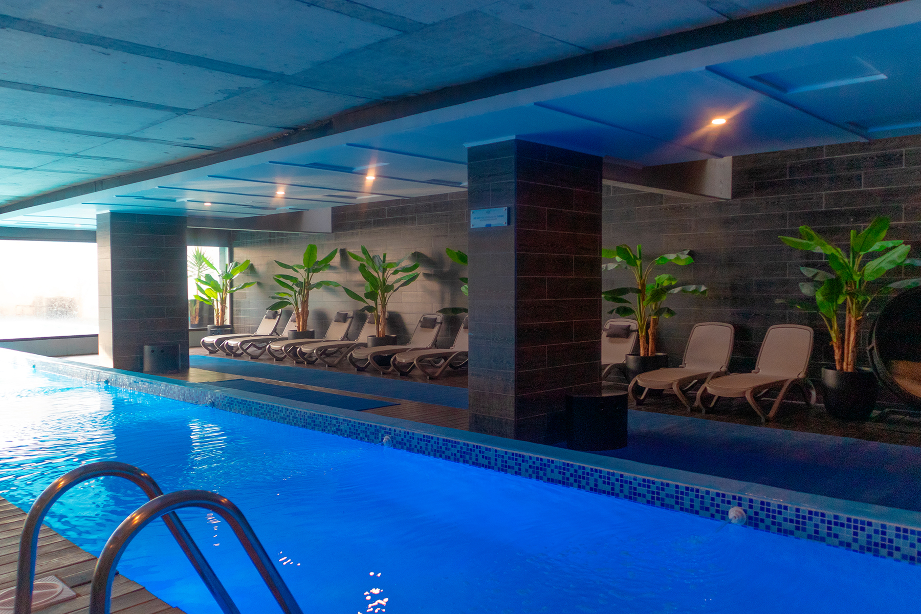 Pool at the Wyndham Santiago Pettra in Santiago, Other than US/Canada