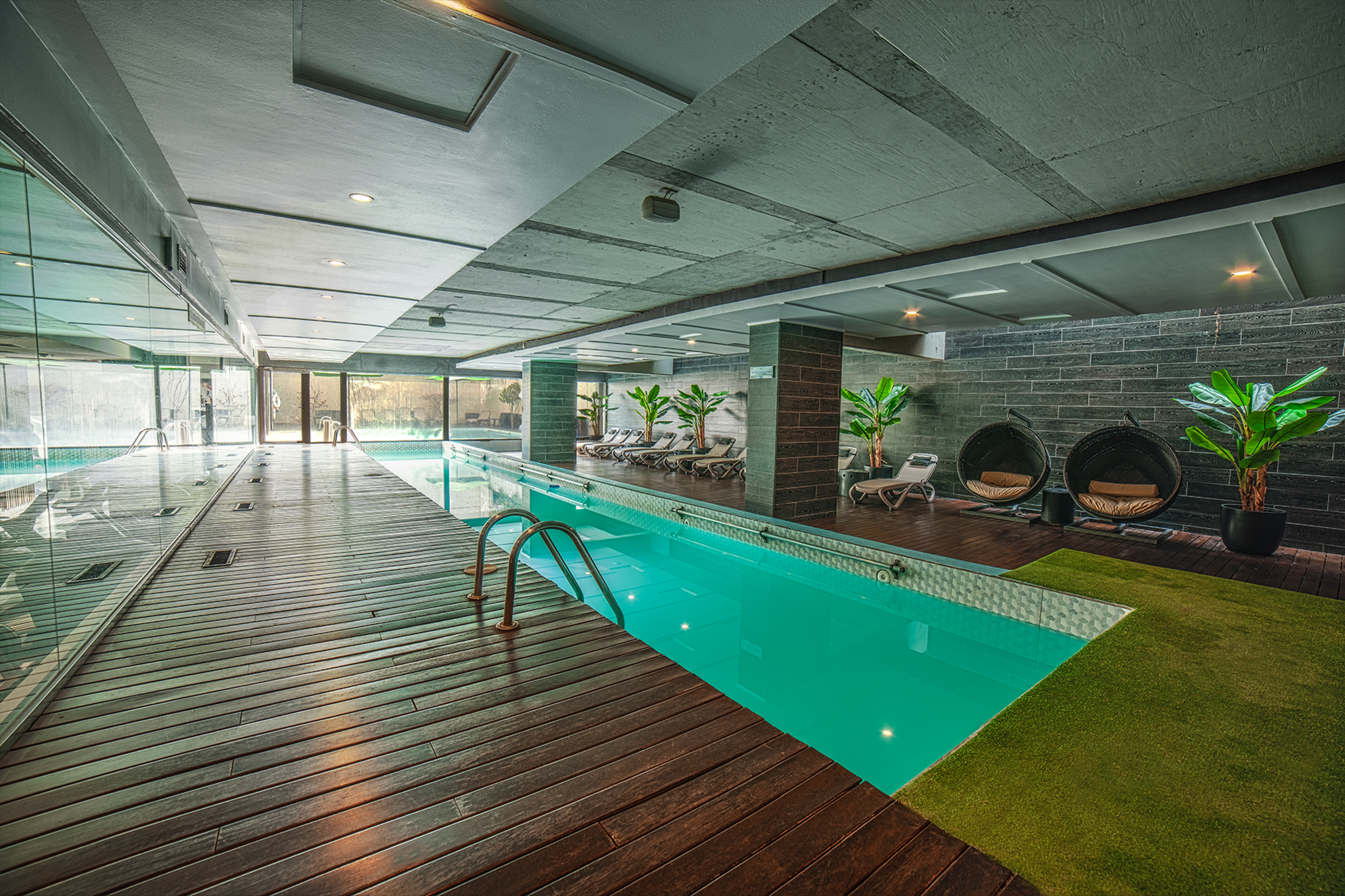 Pool at the Wyndham Santiago Pettra in Santiago, Other than US/Canada