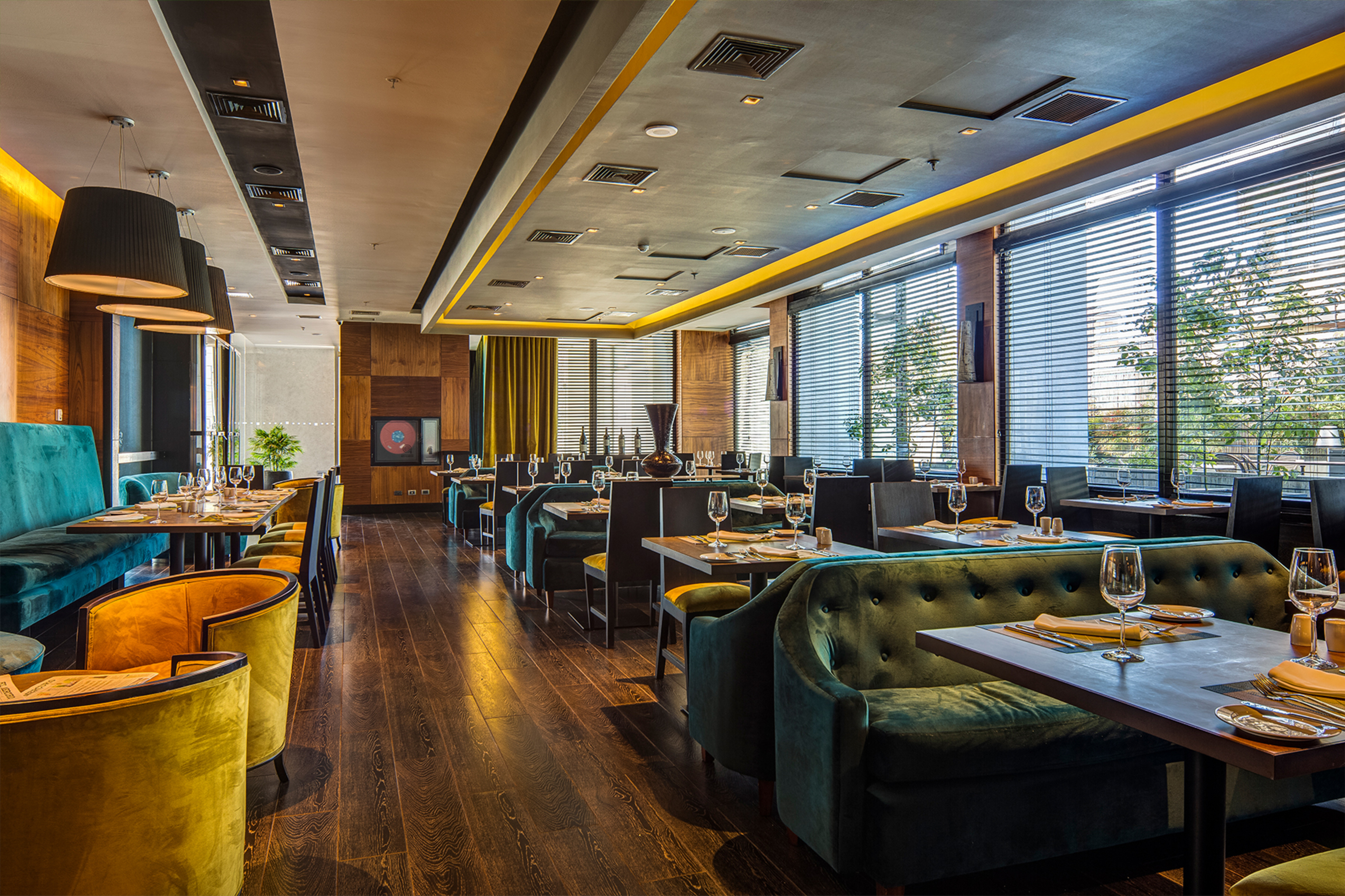 Wyndham Santiago Pettra restaurant in Santiago, Other than US/Canada