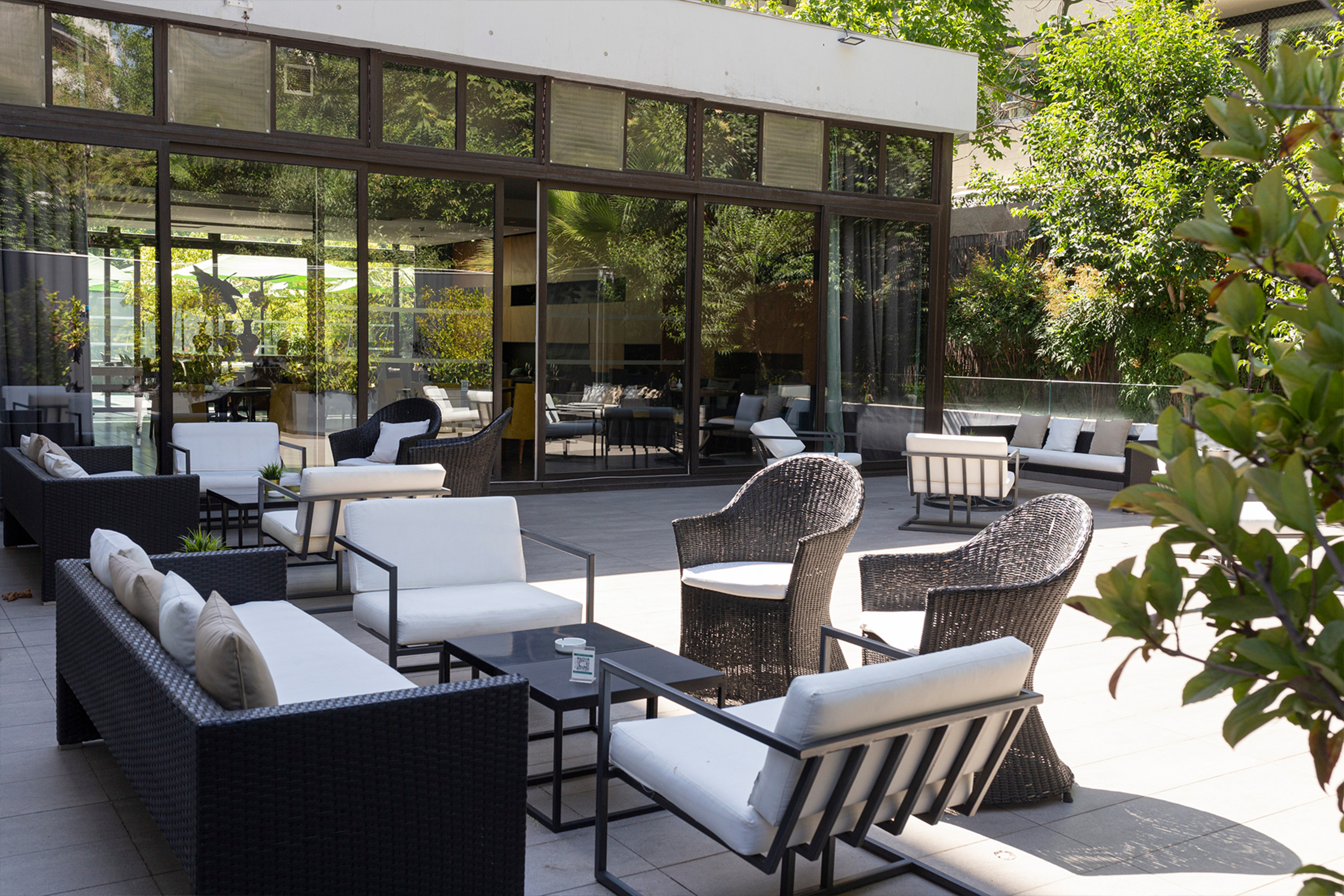 Wyndham Santiago Pettra restaurant in Santiago, Other than US/Canada