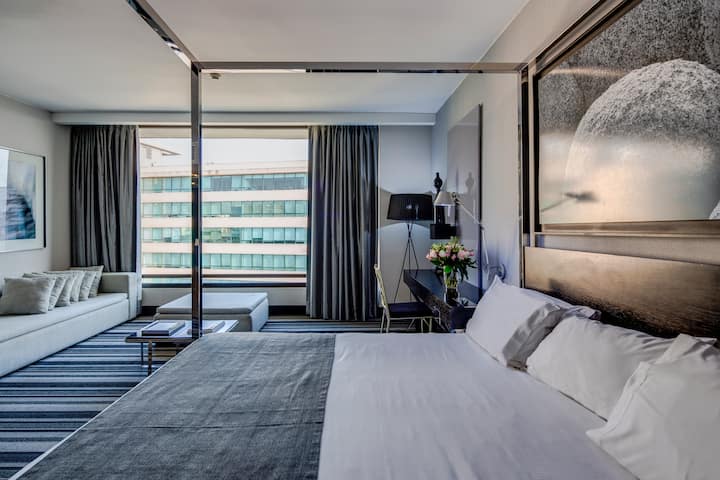 Wyndham Santiago Pettra suite in Santiago, Other than US/Canada