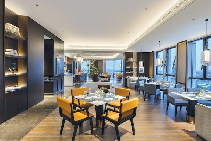 Bar at Wyndham Xiongan in Baoding, Other than US/Canada