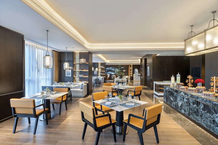 Bar at Wyndham Xiongan in Baoding, Other than US/Canada
