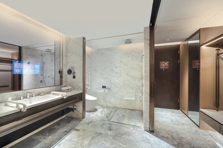 Guest room bath at the Wyndham Xiongan in Baoding, Other than US/Canada