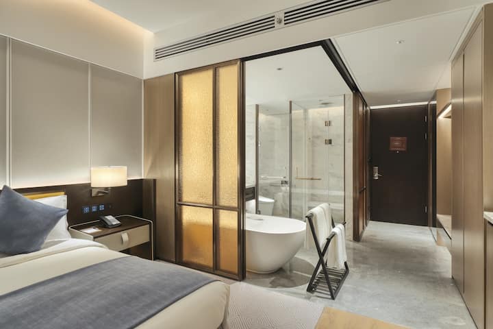 Guest room at the Wyndham Xiongan in Baoding, Other than US/Canada