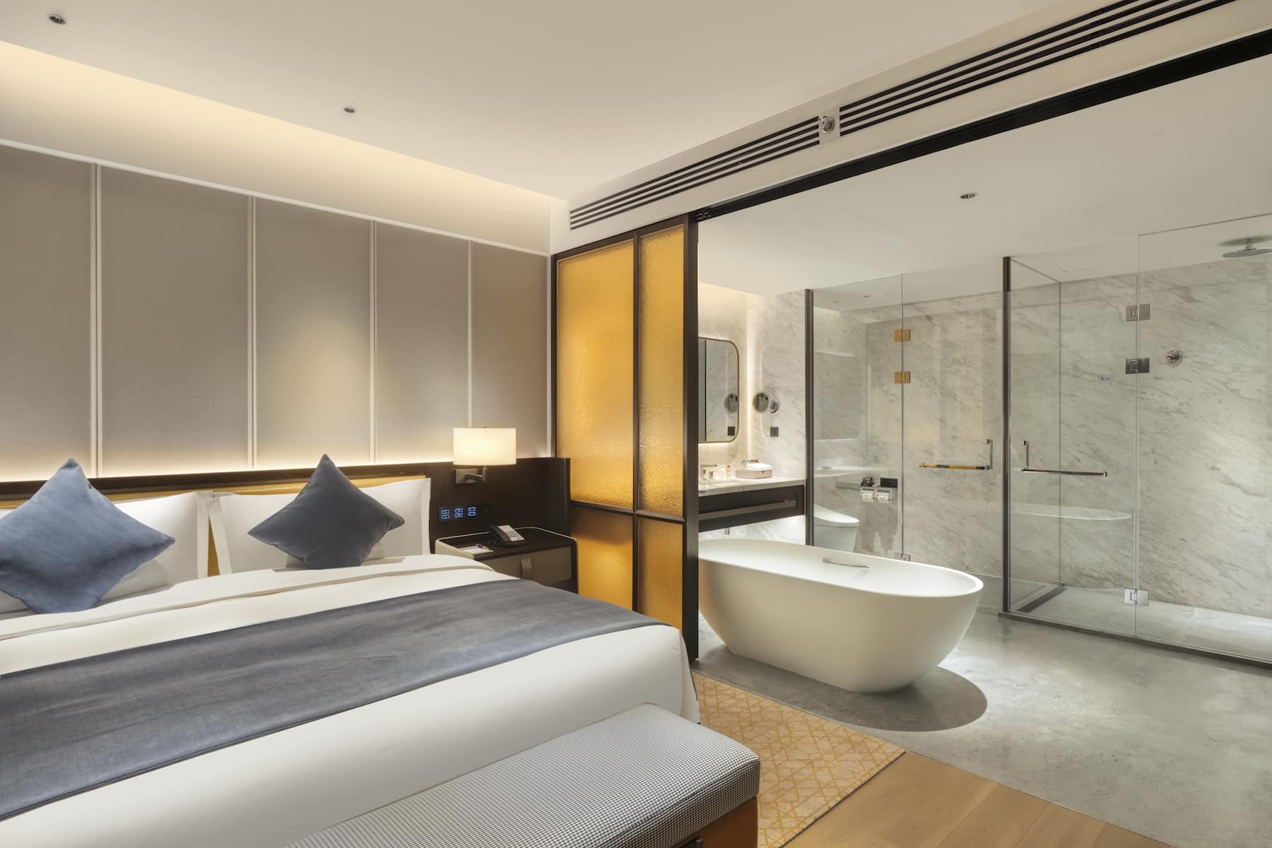 Guest room at the Wyndham Xiongan in Baoding, Other than US/Canada