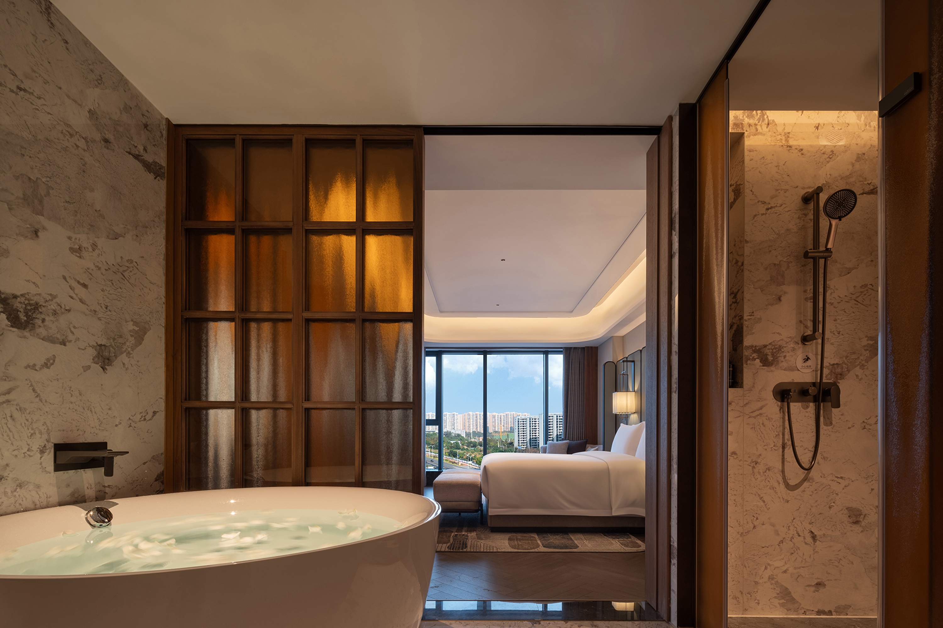 Guest room bath at the Wyndham Changsha Yanghu in Changsha, Other than US/Canada