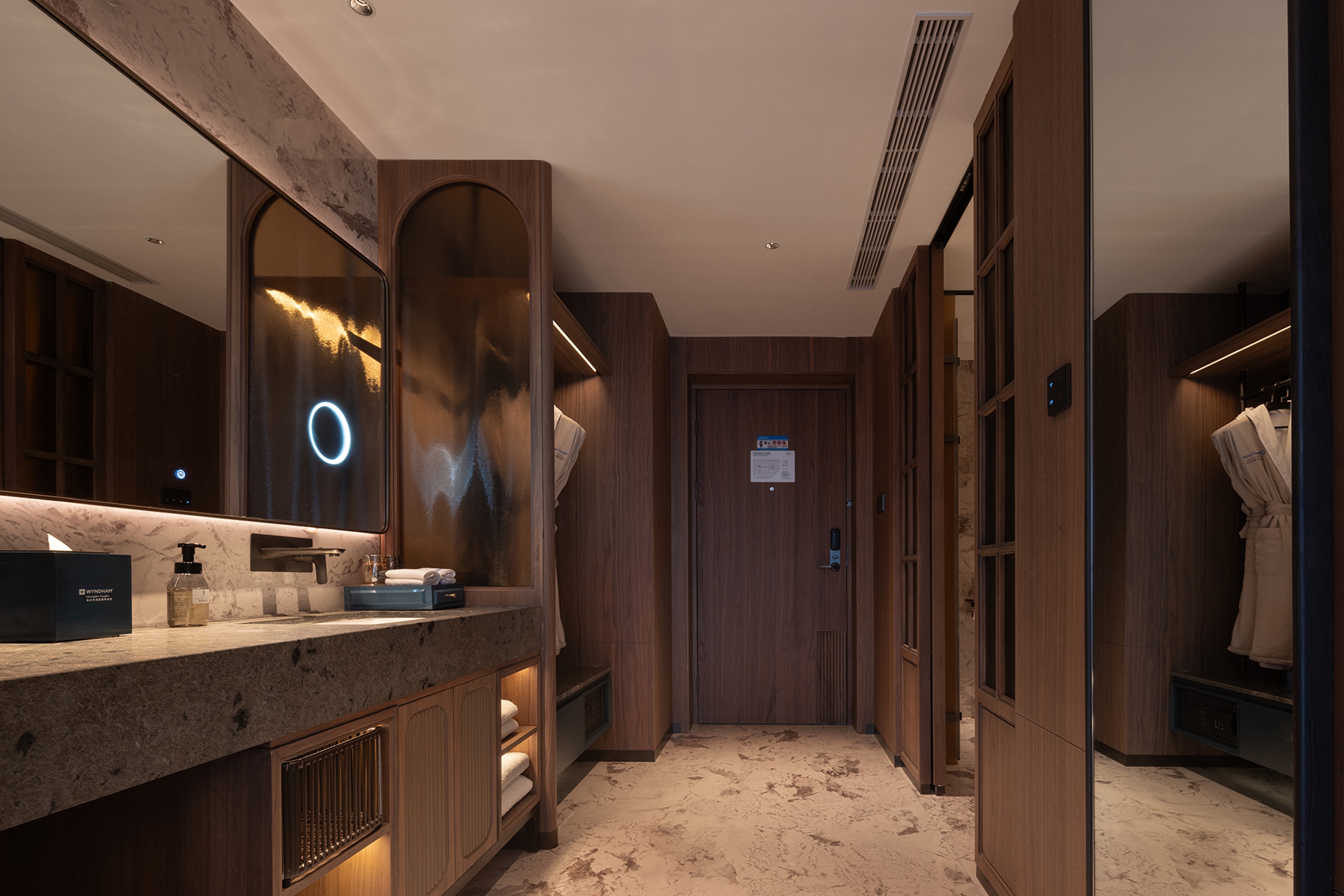 Guest room bath at the Wyndham Changsha Yanghu in Changsha, Other than US/Canada