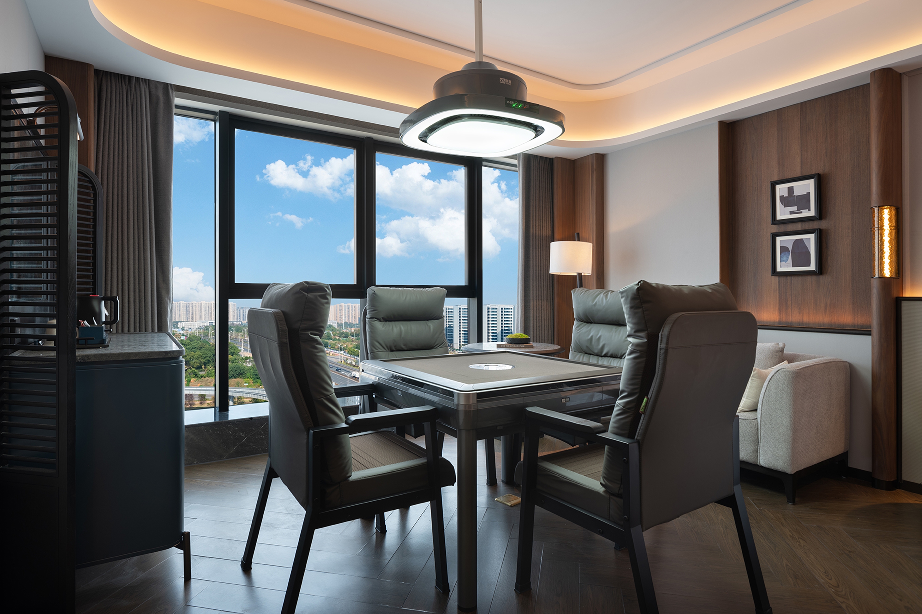 Guest room at the Wyndham Changsha Yanghu in Changsha, Other than US/Canada