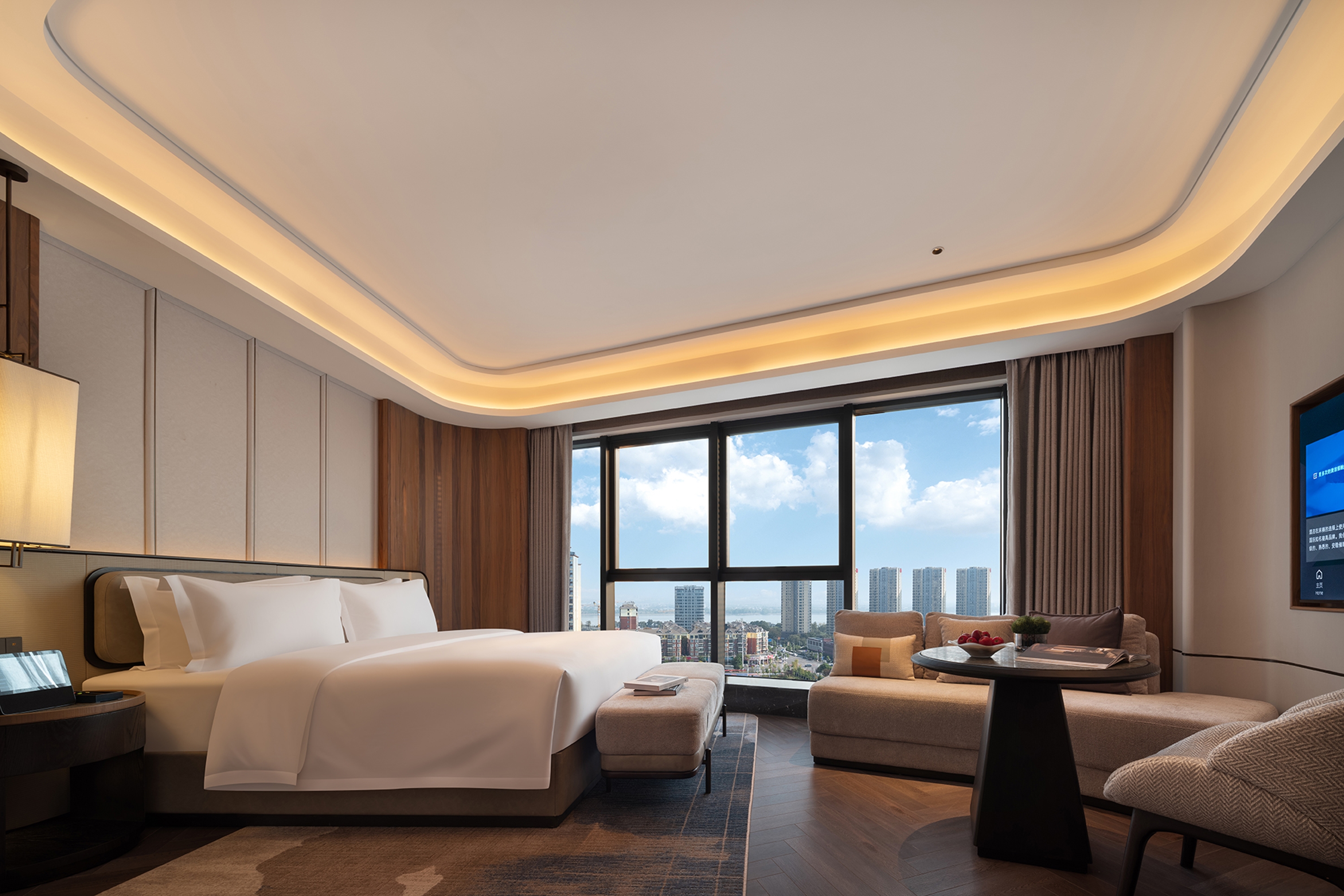 Guest room at the Wyndham Changsha Yanghu in Changsha, Other than US/Canada