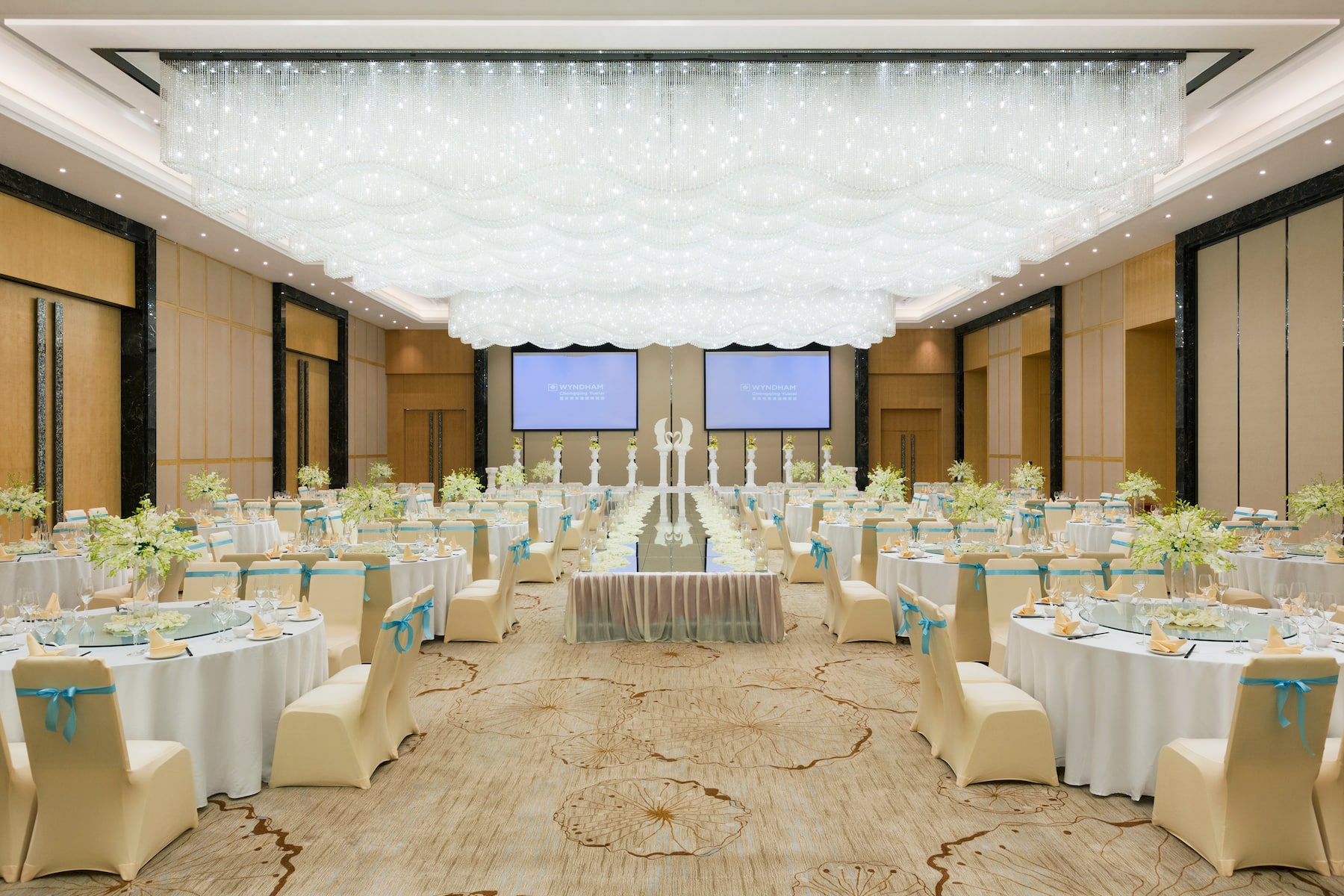 Wyndham Chongqing Yuelai ballroom in Chongqing, Other than US/Canada