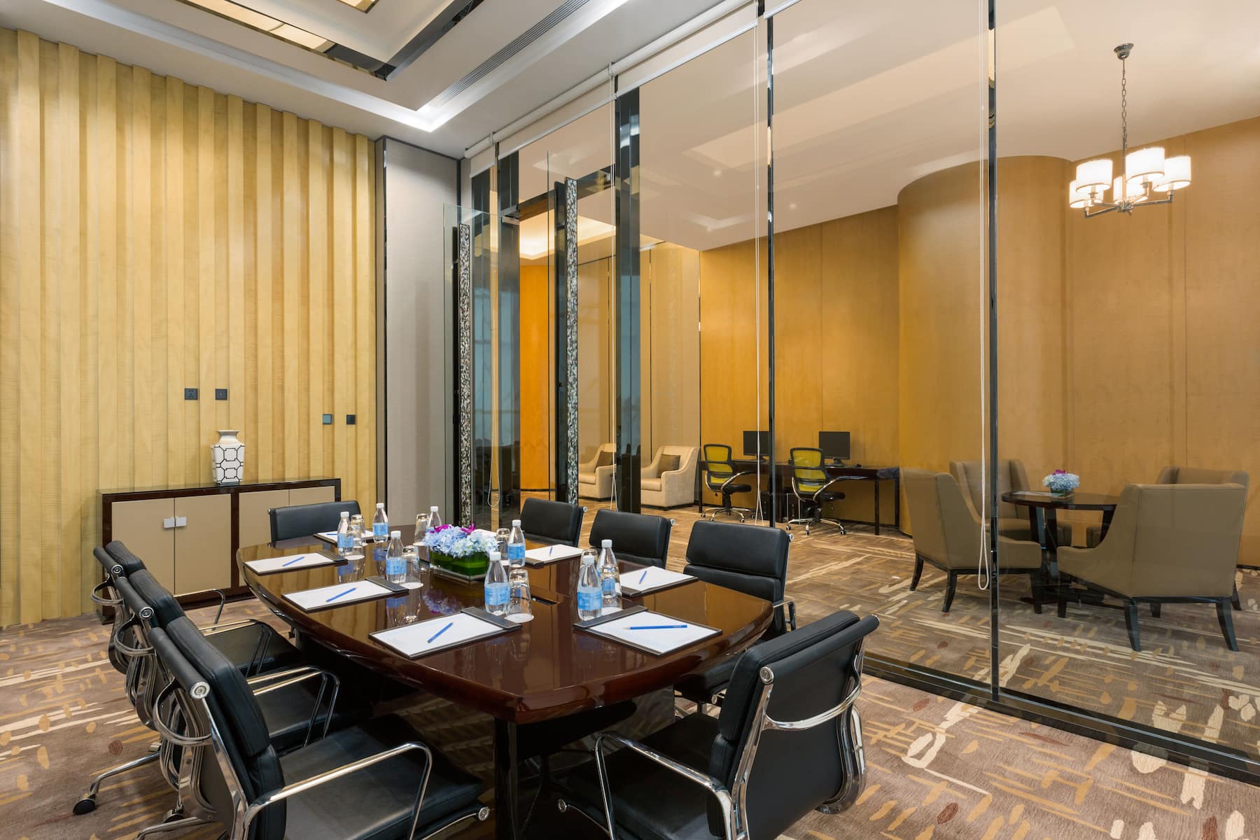Meeting room at Wyndham Chongqing Yuelai in Chongqing, Other than US/Canada