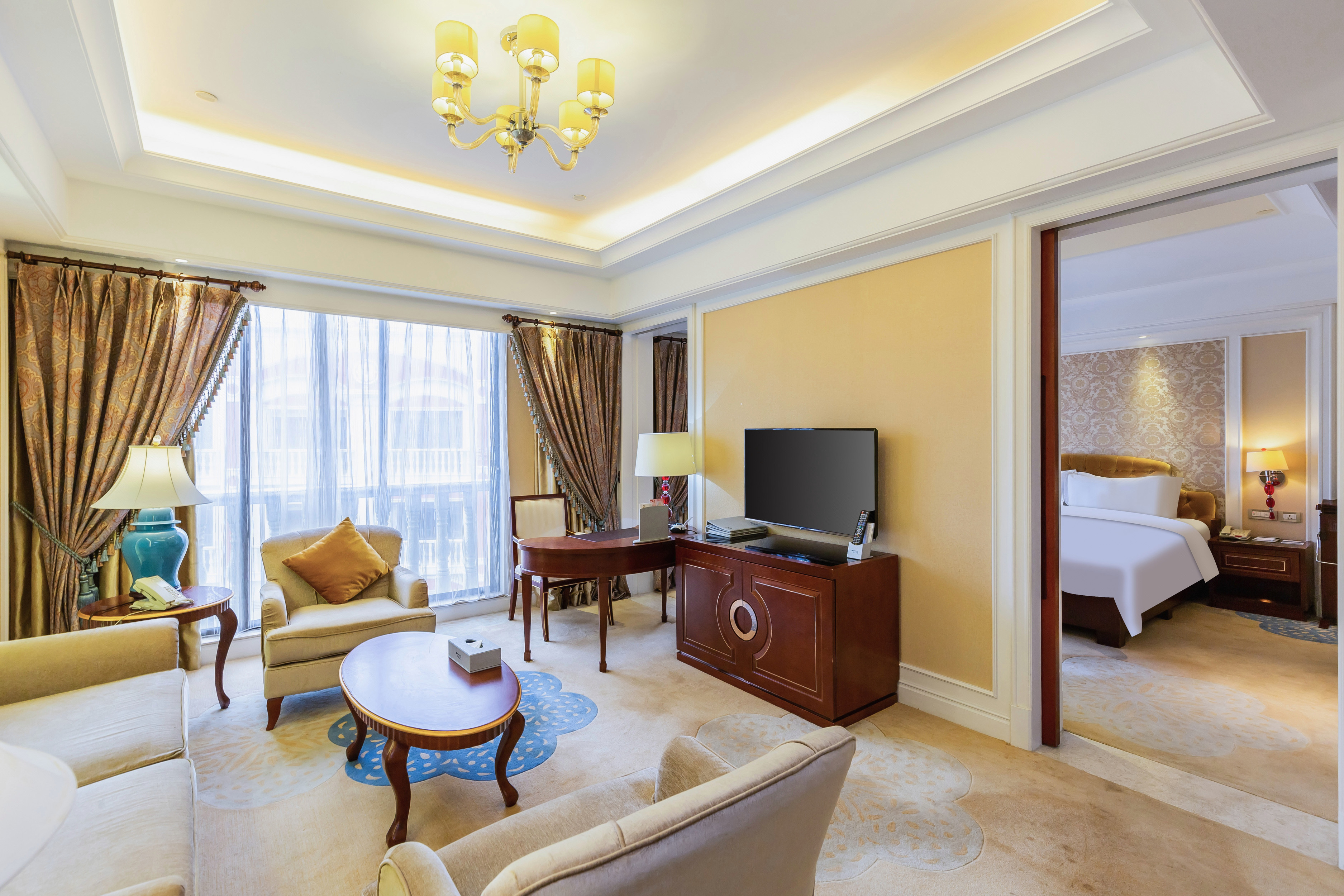 Wyndham Foshan Shunde suite in Foshan, Other than US/Canada
