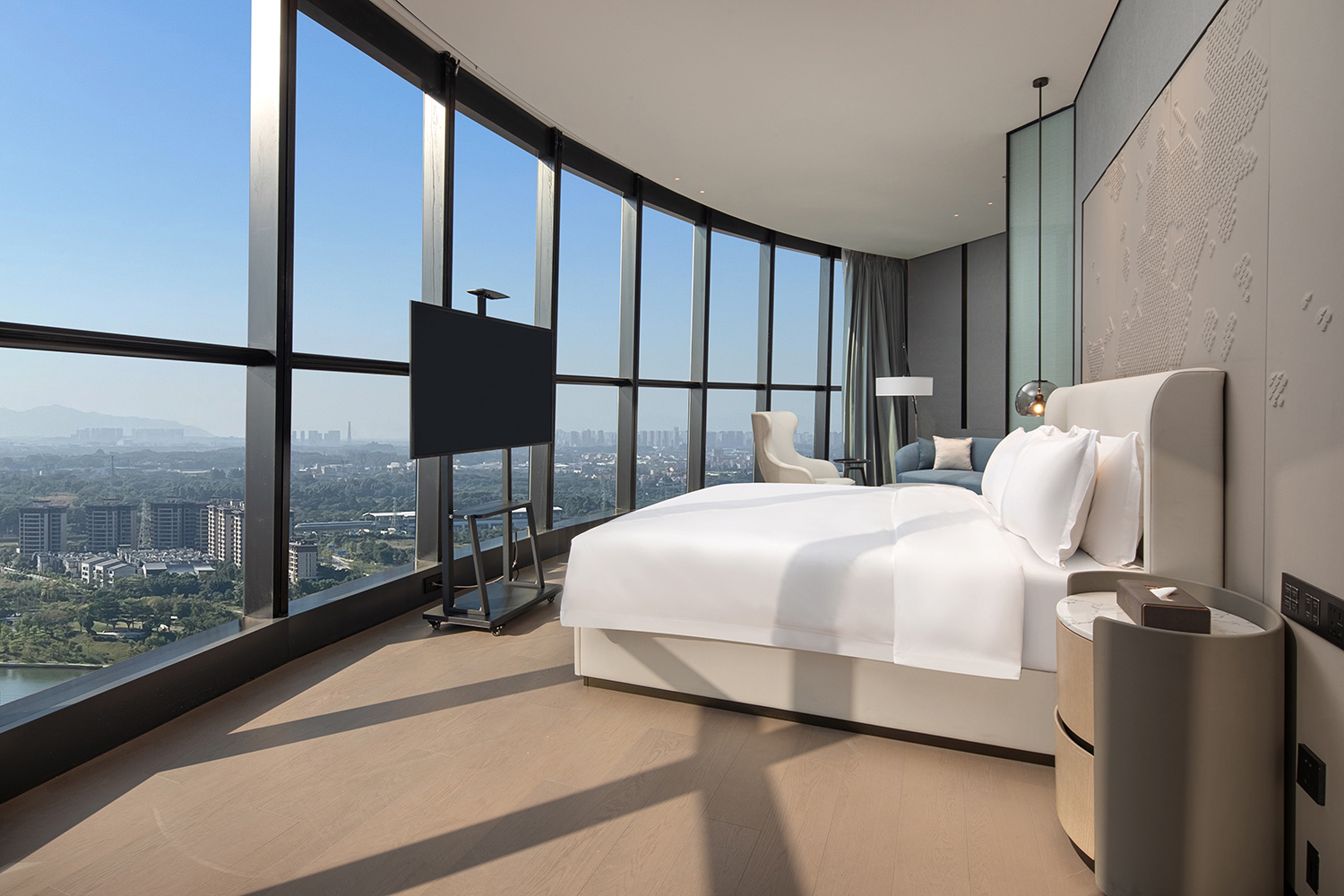 Guest room at the Wyndham Foshan Nanhai in Foshan, Other than US/Canada